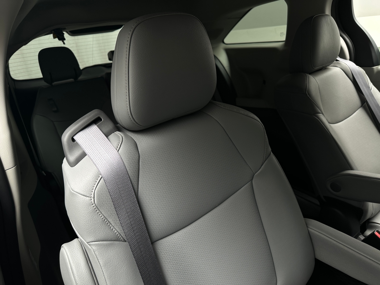 Thumbnail: 2024 Toyota Sienna - 5