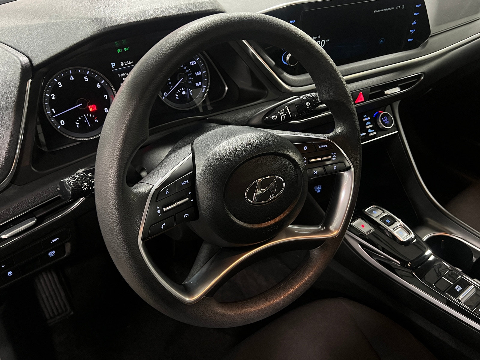Thumbnail: 2023 Hyundai Sonata - 5