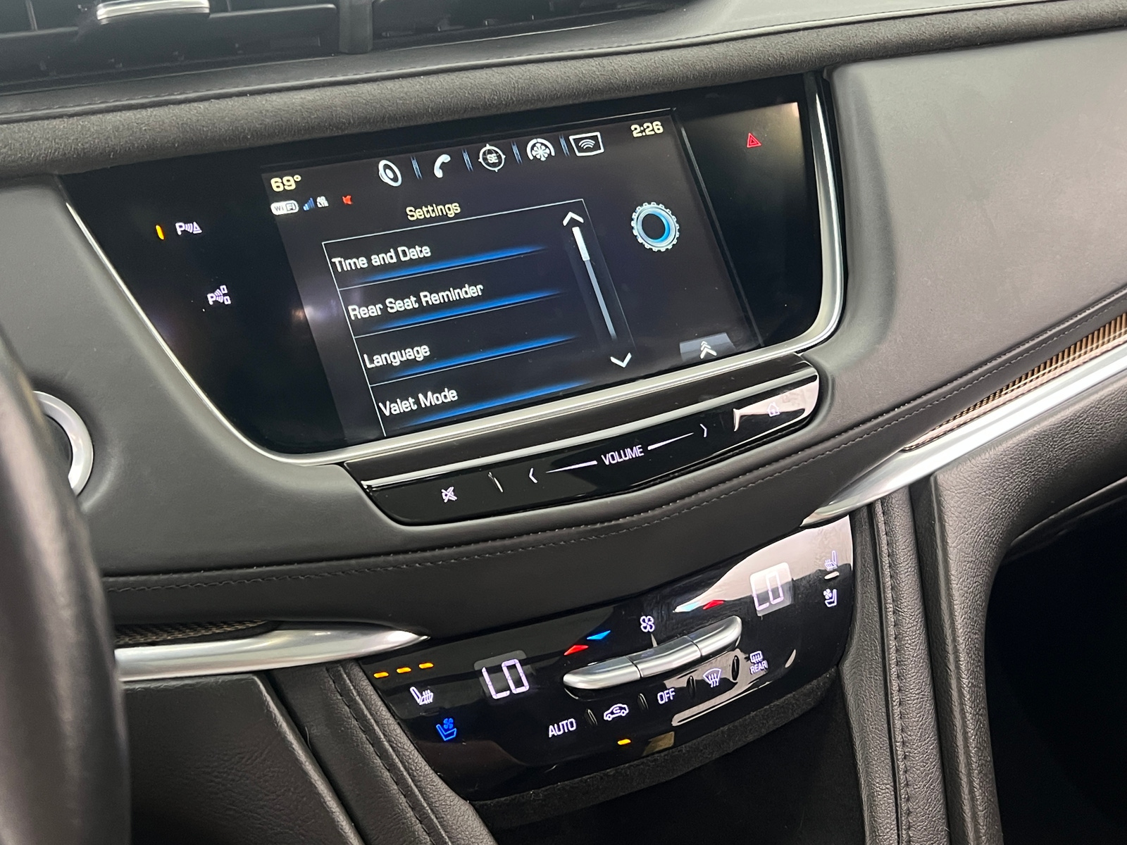 Thumbnail: 2019 Cadillac XT5 - 3