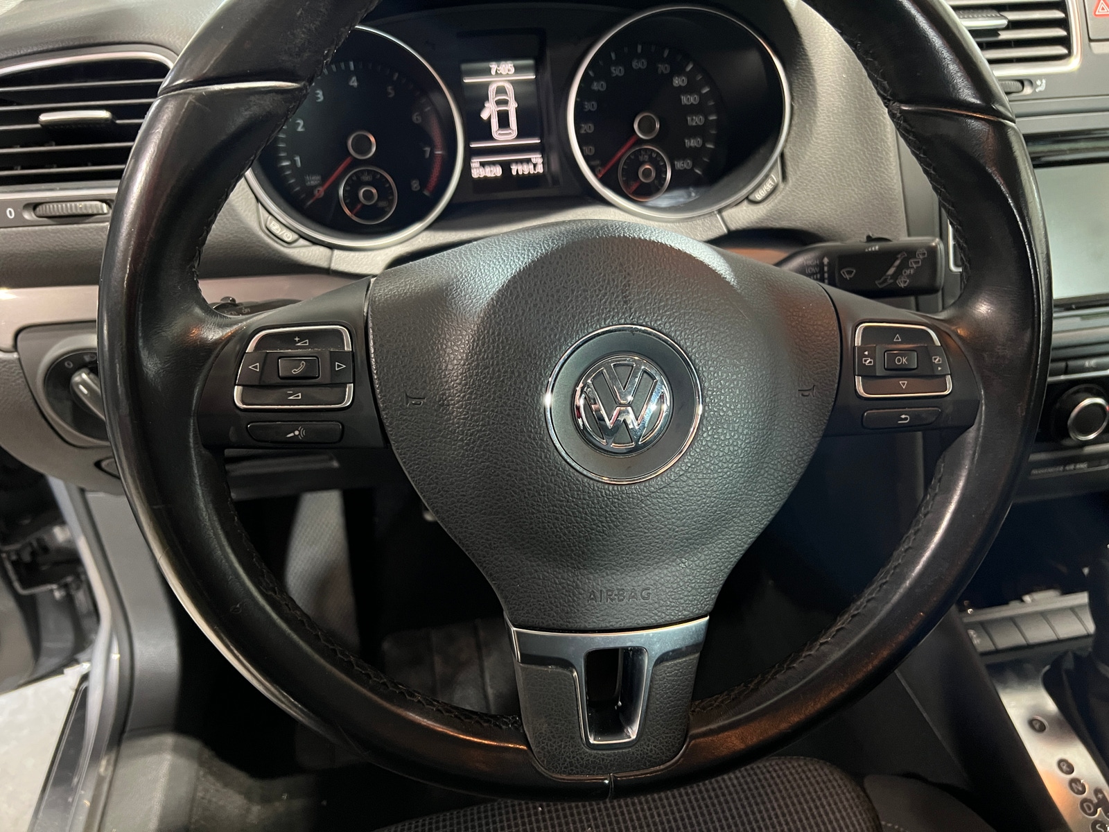 Thumbnail: 2014 Volkswagen Golf - 5