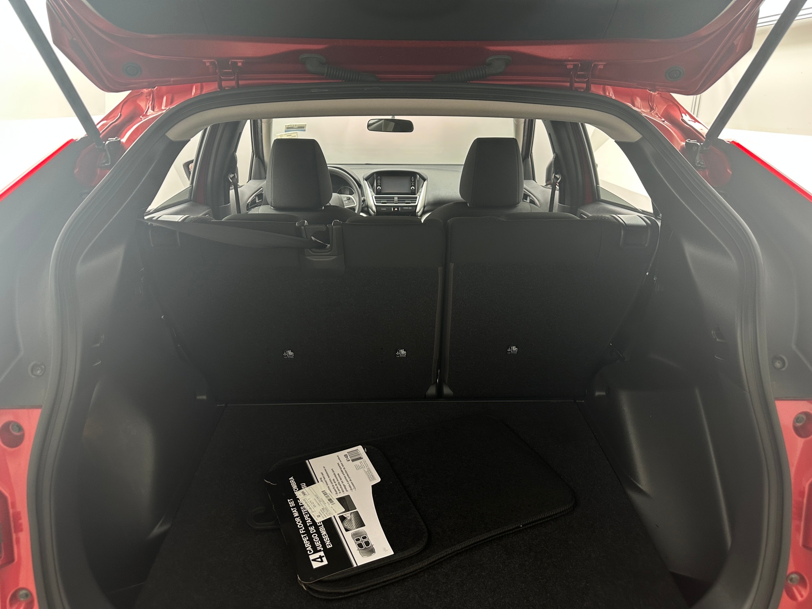 Thumbnail: 2018 Mitsubishi Eclipse Cross - 7