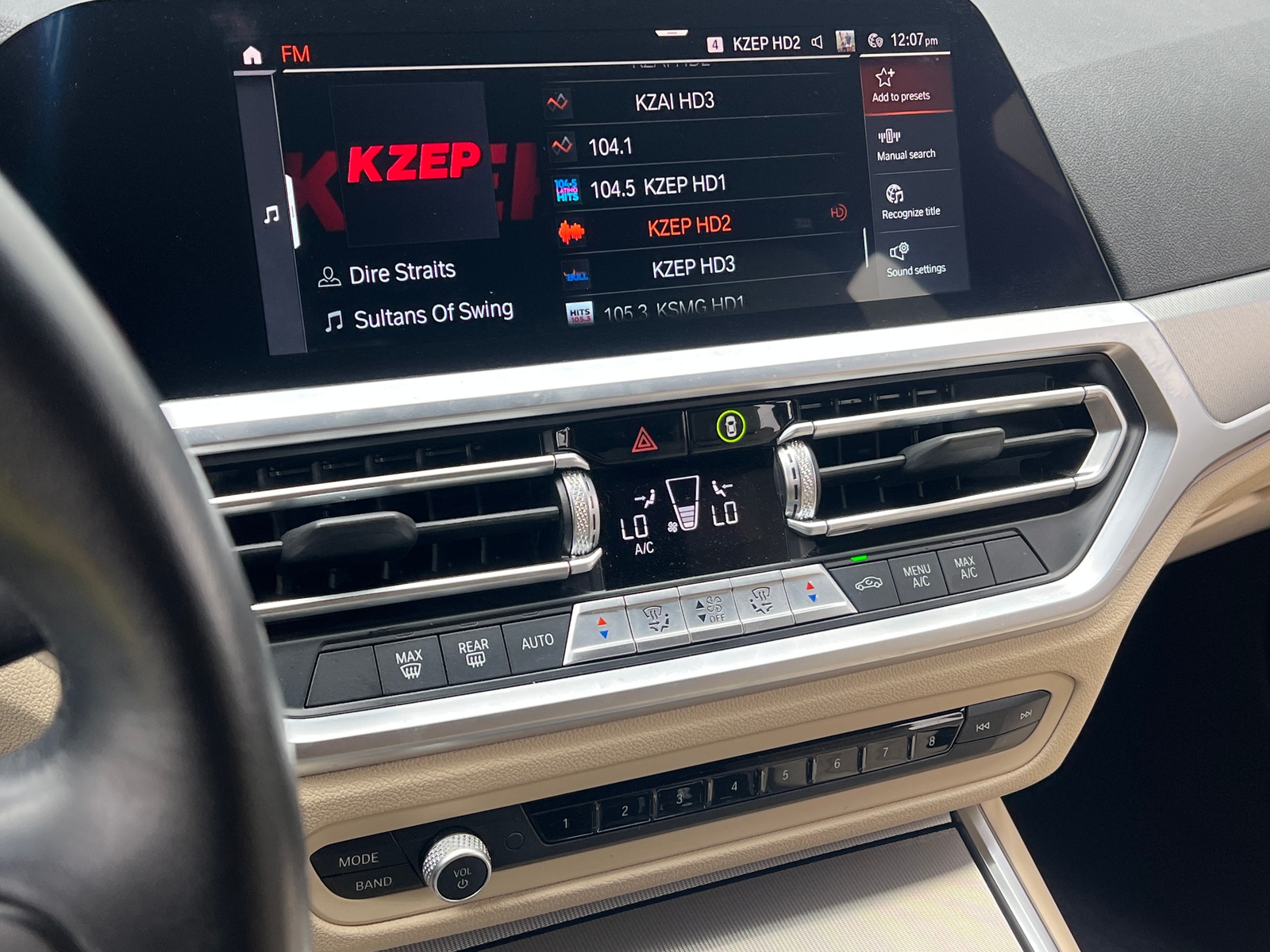 Thumbnail: 2022 BMW 3 Series - 3