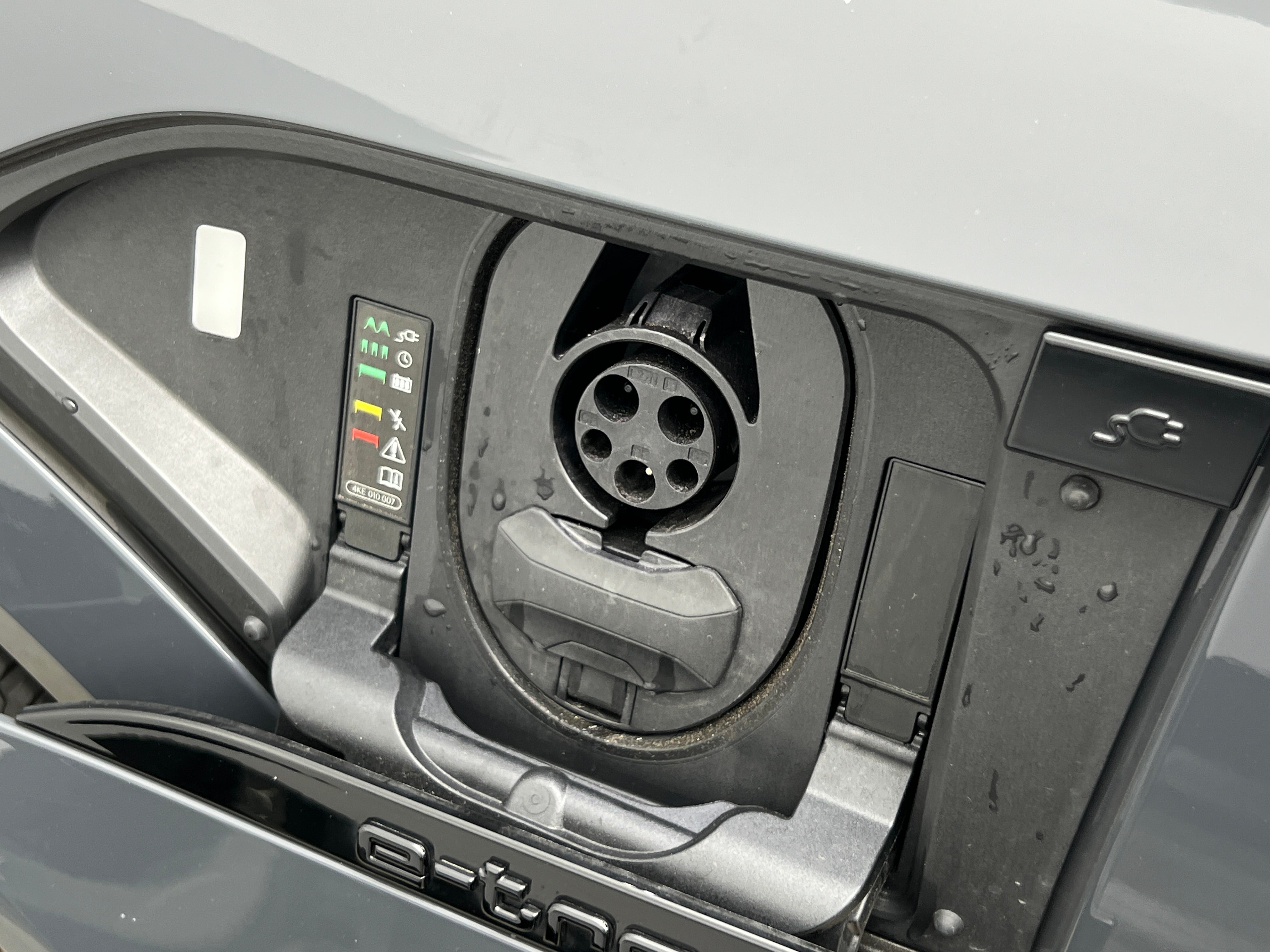 Used 2024 Audi Q8 Sportback e-tron Premium Plus with VIN WA1CAAGEXRB028322 for sale in Oak Creek, WI