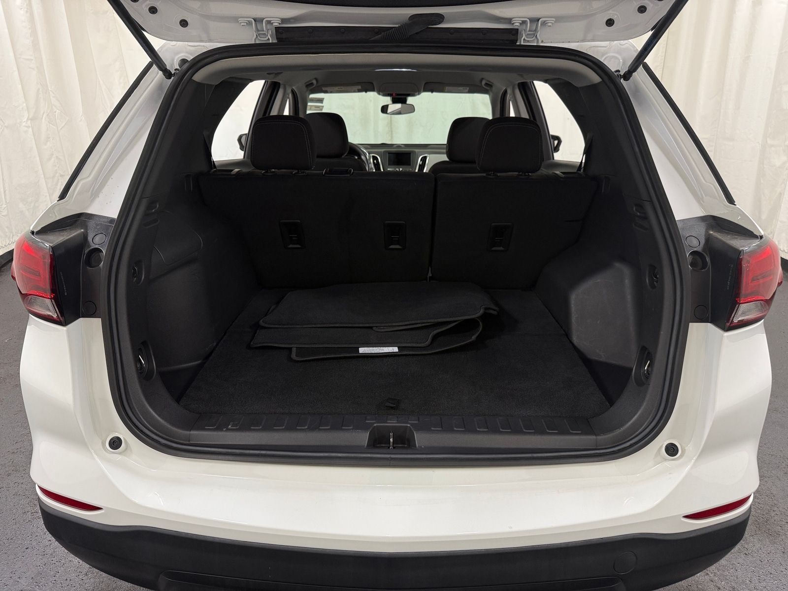 Thumbnail: 2024 Chevrolet Equinox - 7