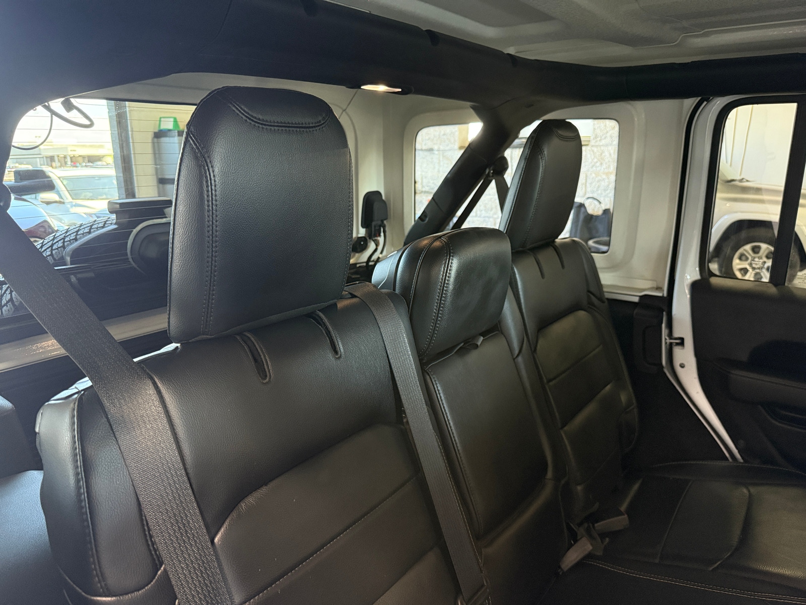 Thumbnail: 2018 Jeep Wrangler - 5