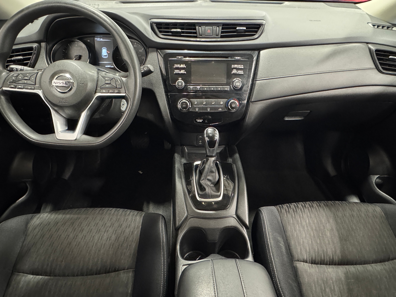 Thumbnail: 2017 Nissan Rogue - 3
