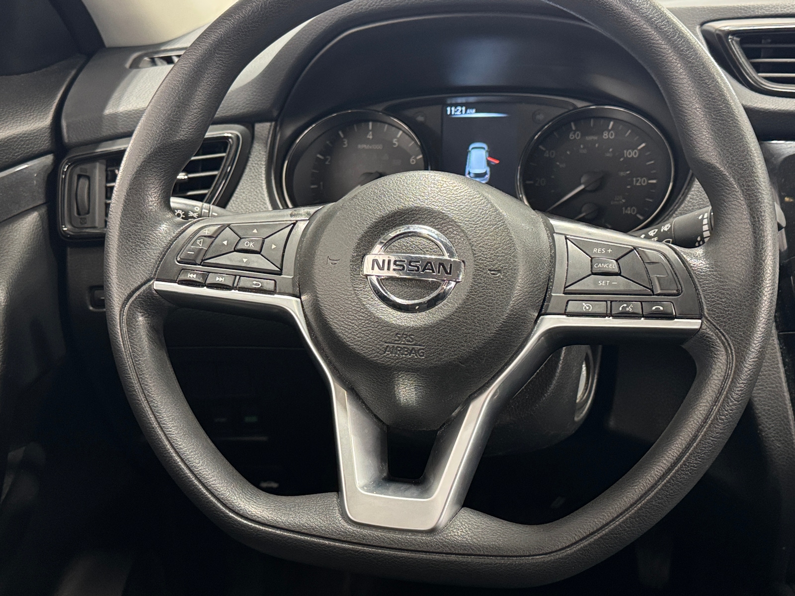 Thumbnail: 2017 Nissan Rogue - 5
