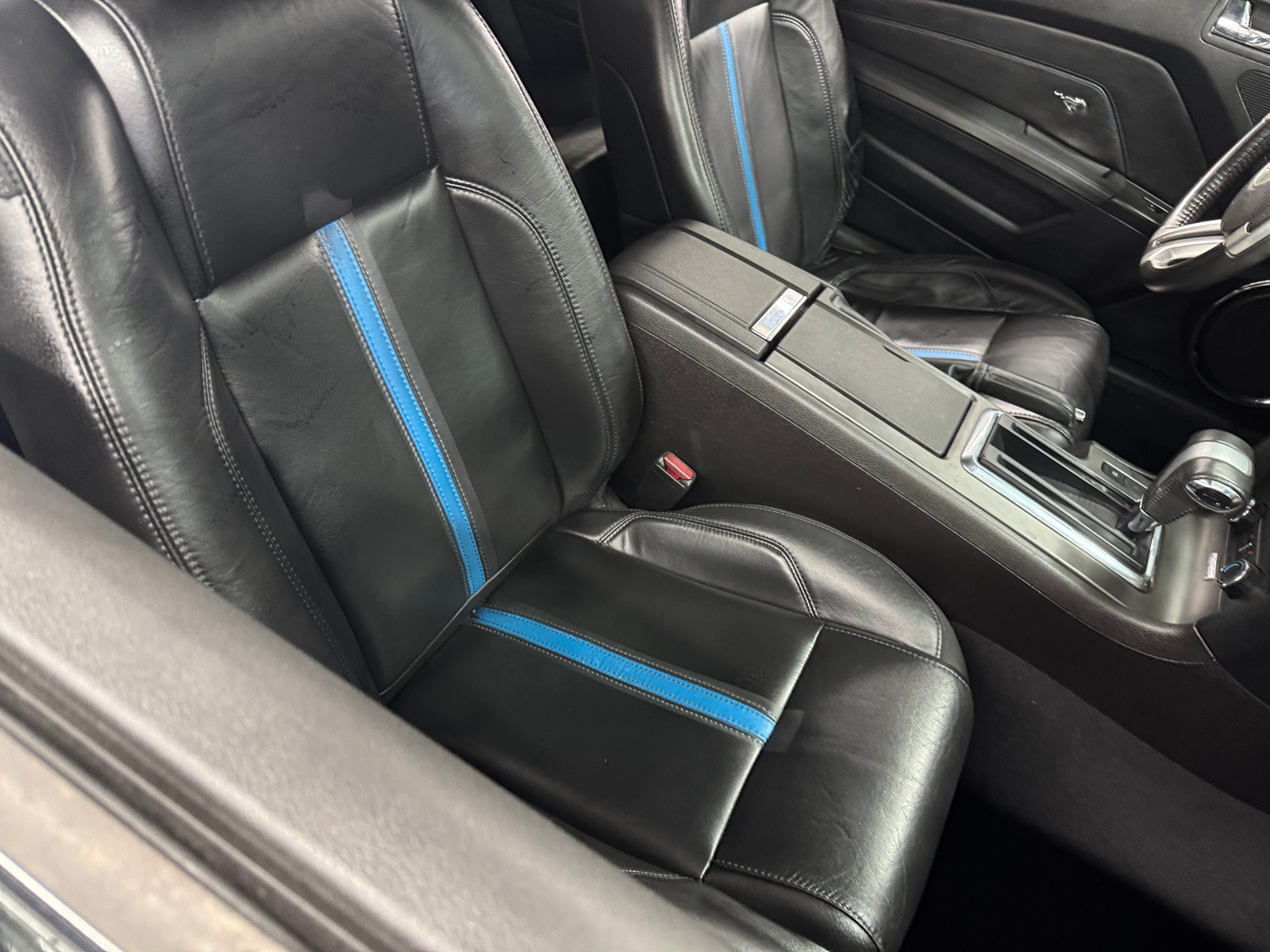 Thumbnail: 2010 Ford Mustang - 2