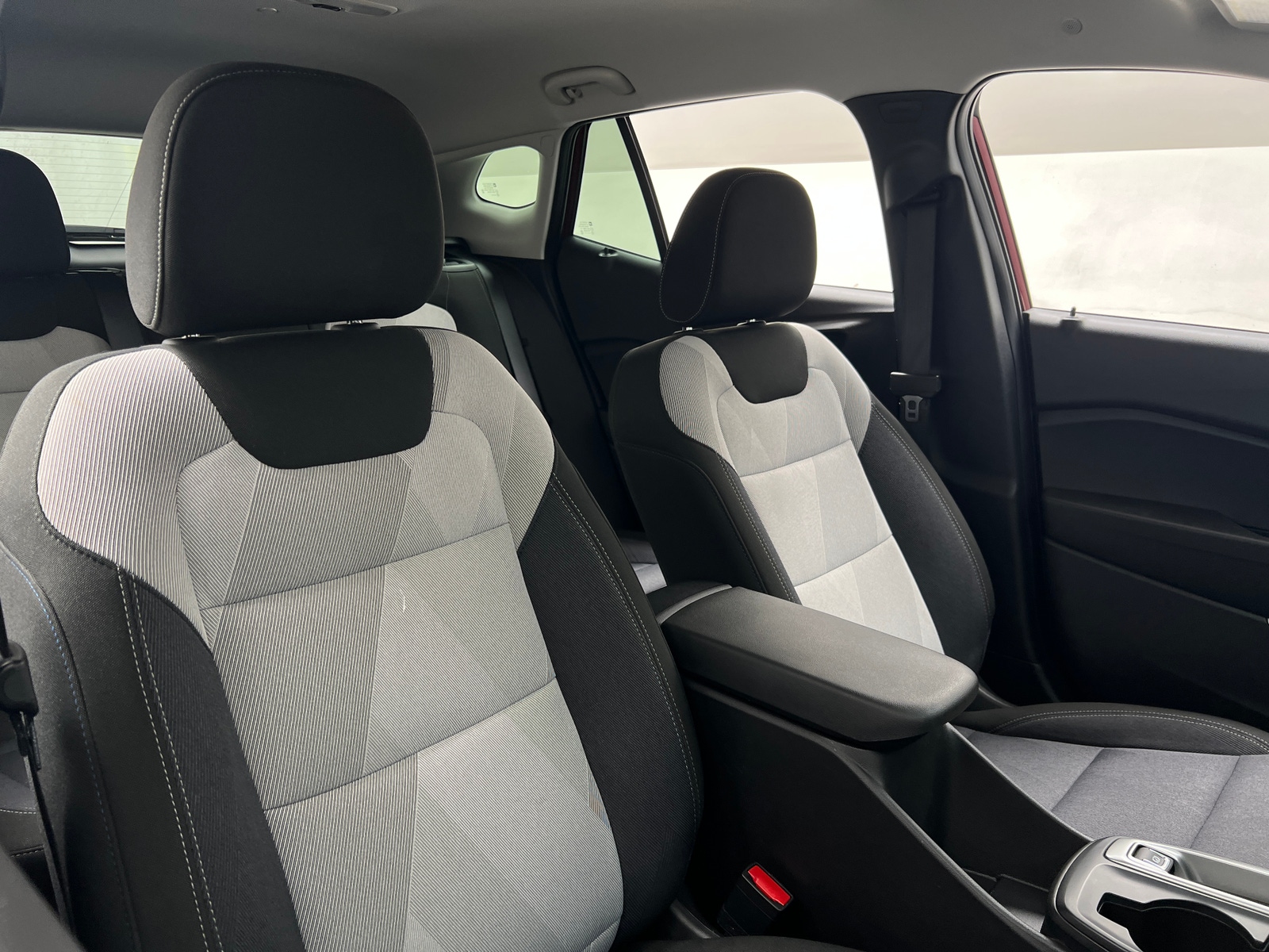 Thumbnail: 2025 Chevrolet Trax - 2