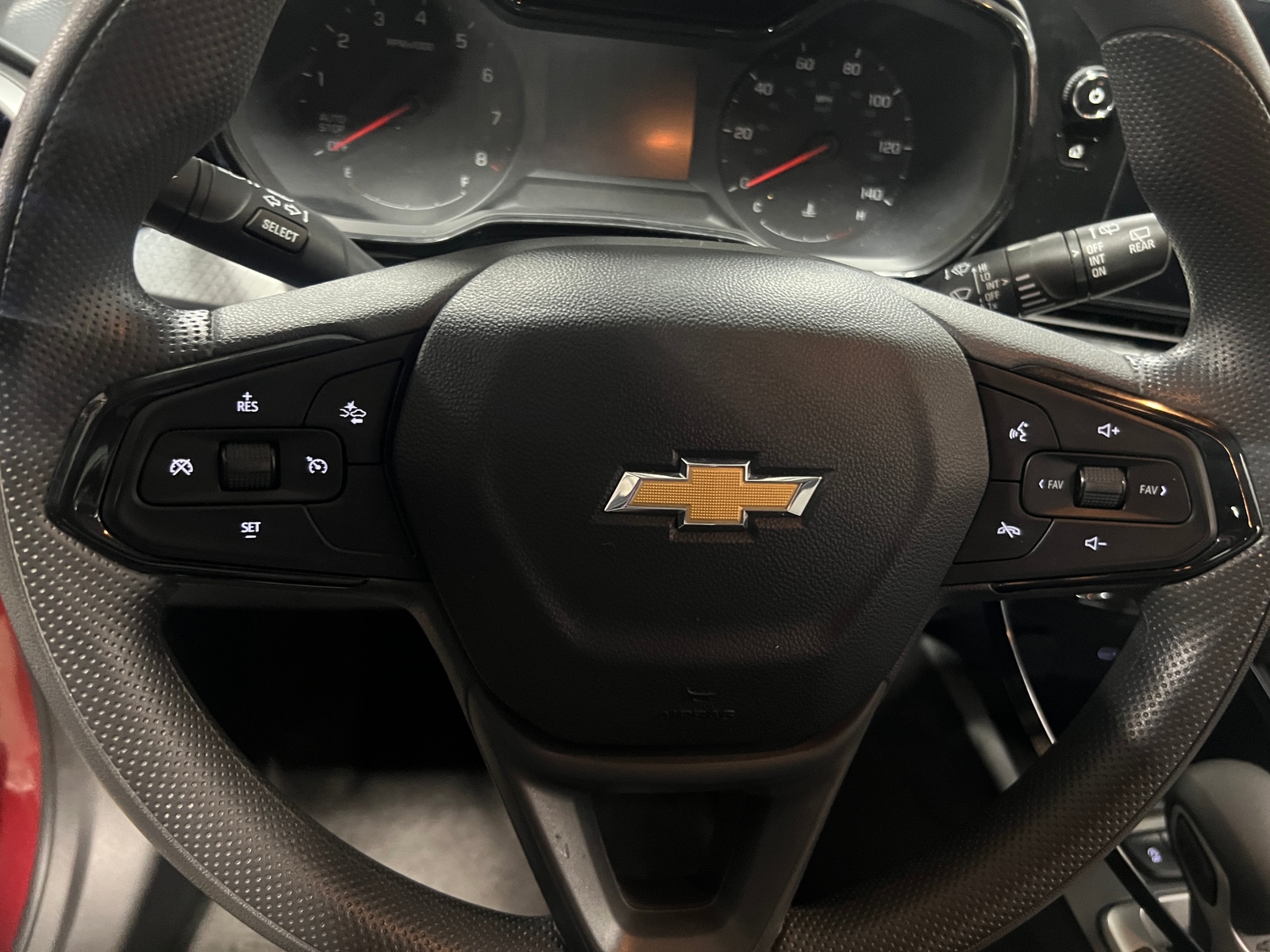 Thumbnail: 2025 Chevrolet Trax - 5