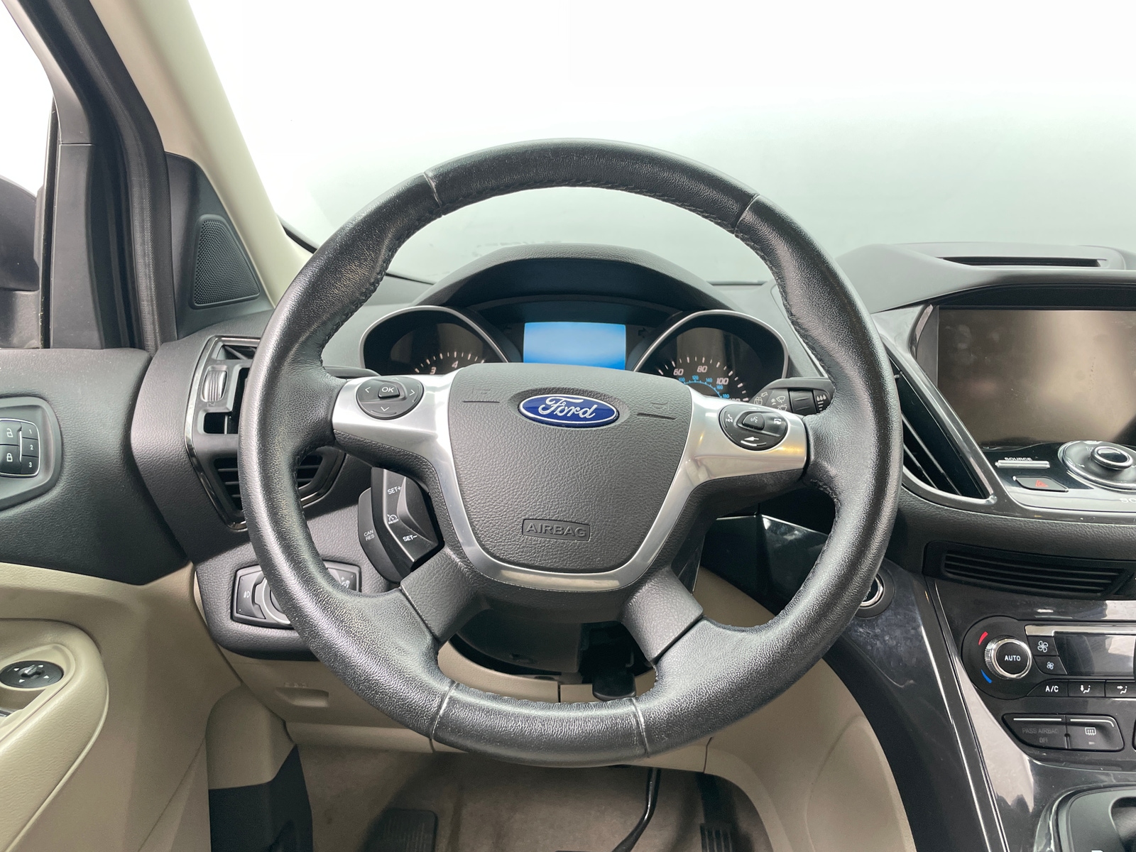 Thumbnail: 2015 Ford Escape - 4