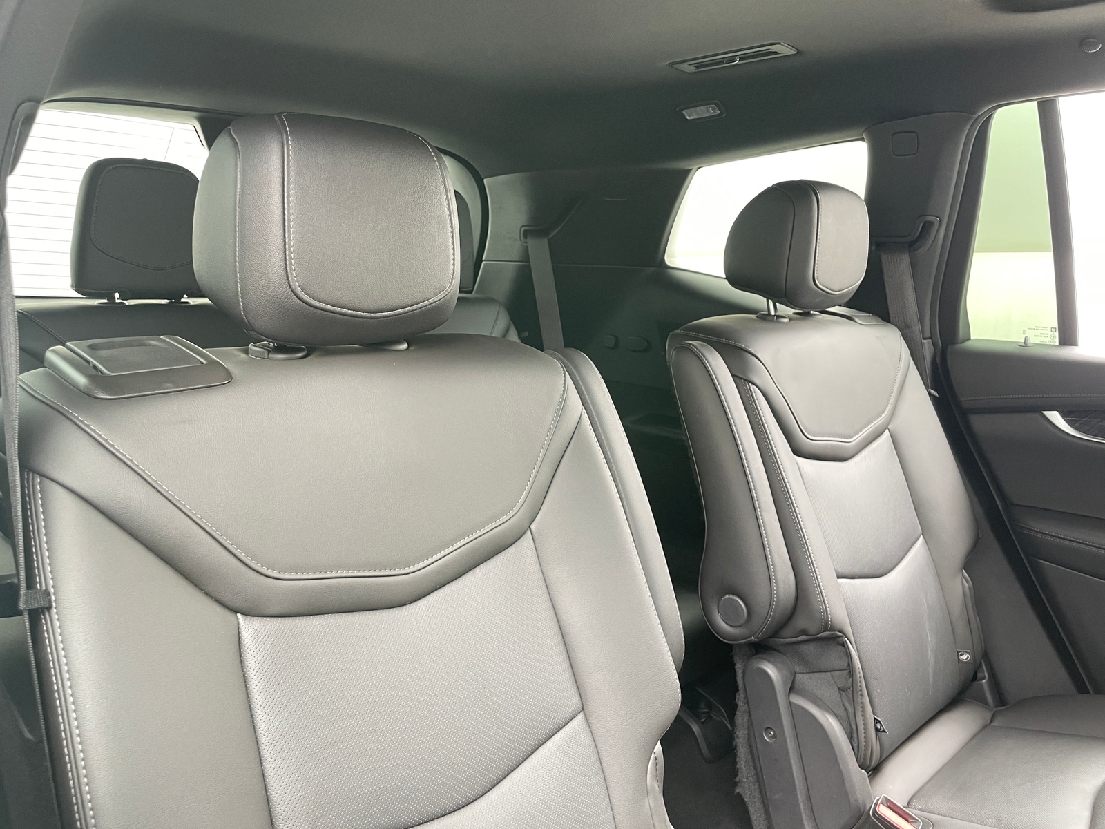 Thumbnail: 2022 Cadillac XT6 - 5