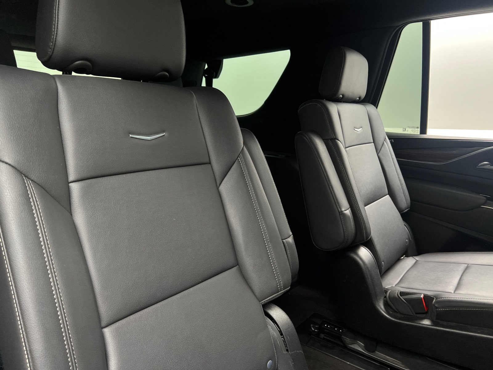 Thumbnail: 2022 Cadillac Escalade - 5