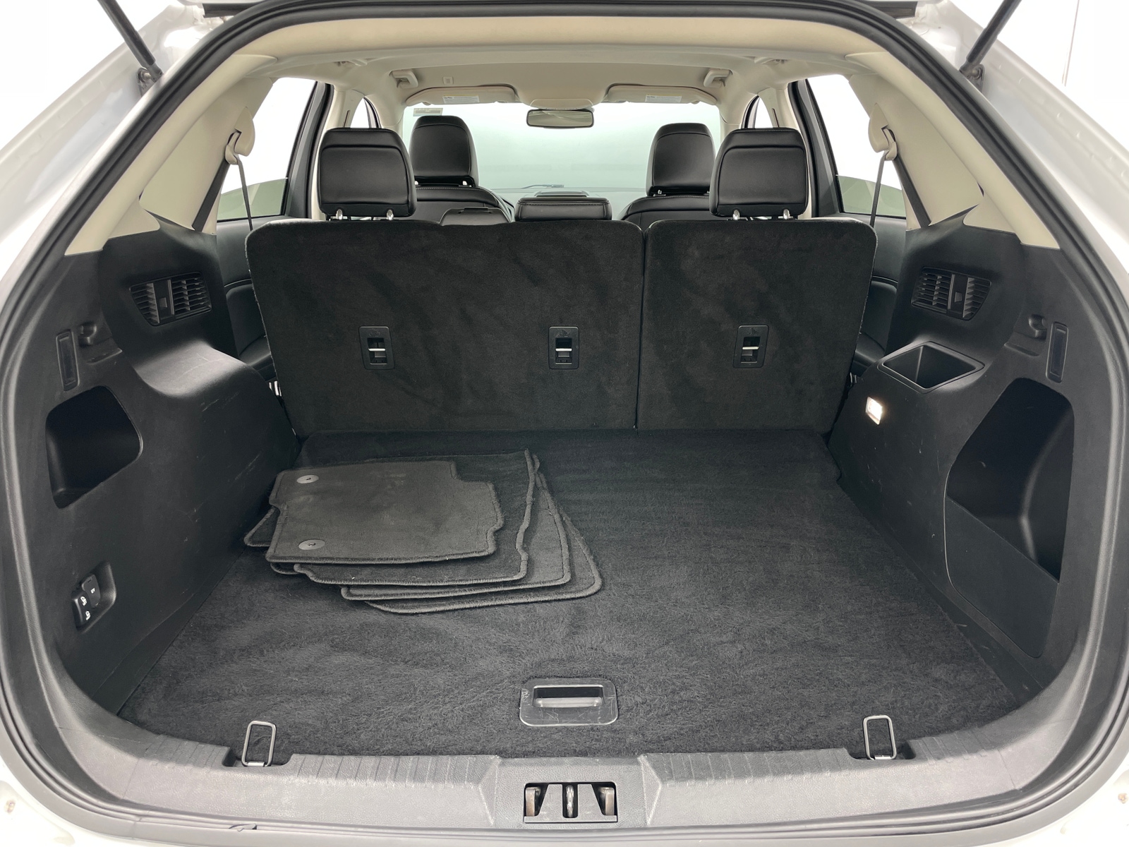 Thumbnail: 2024 Ford Edge - 6