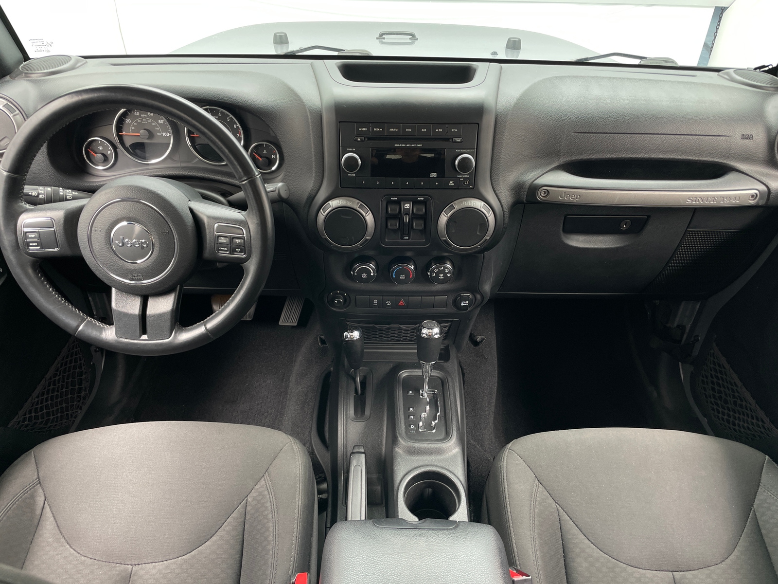 Thumbnail: 2016 Jeep Wrangler - 3
