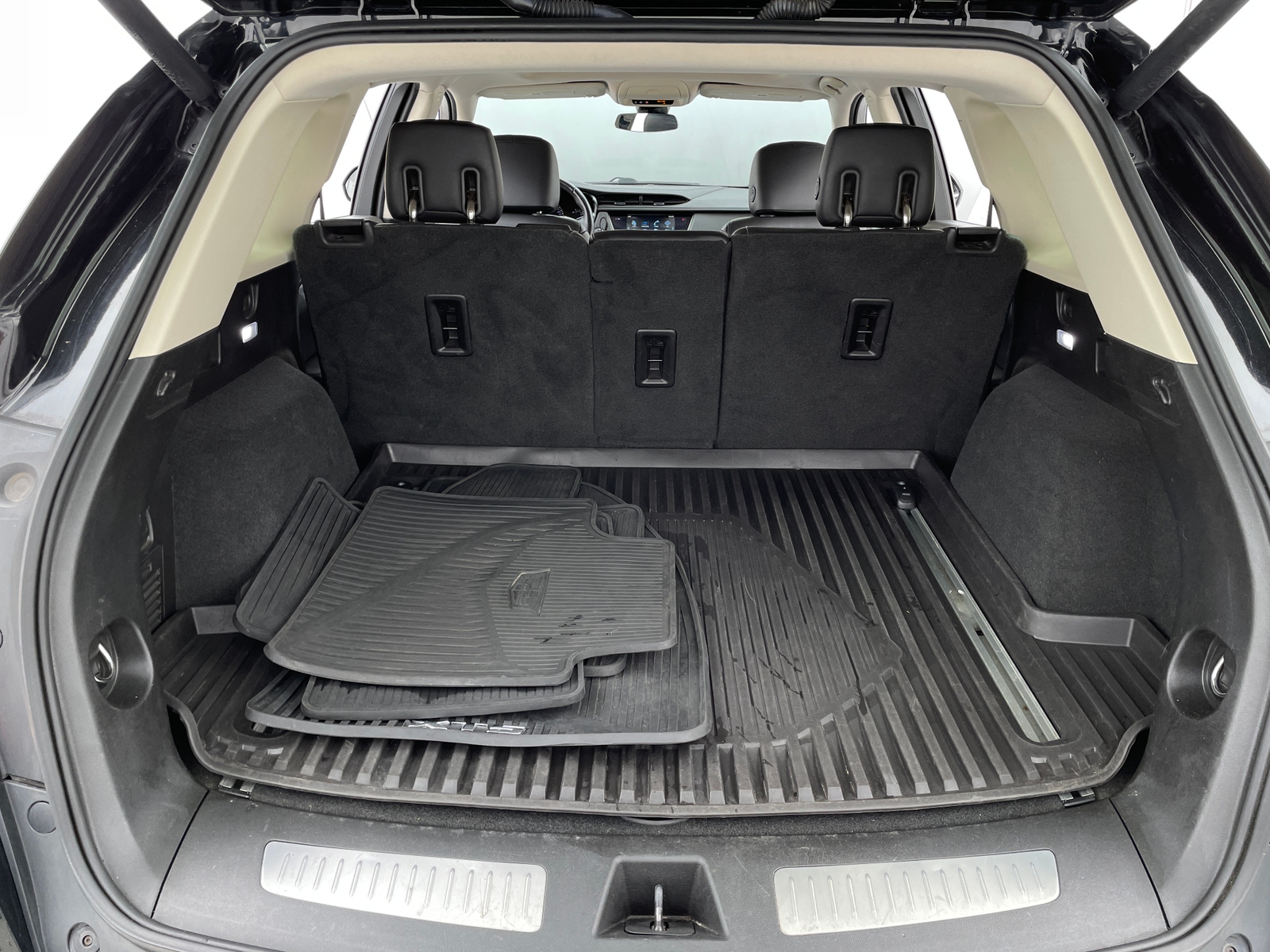 Thumbnail: 2018 Cadillac XT5 - 6