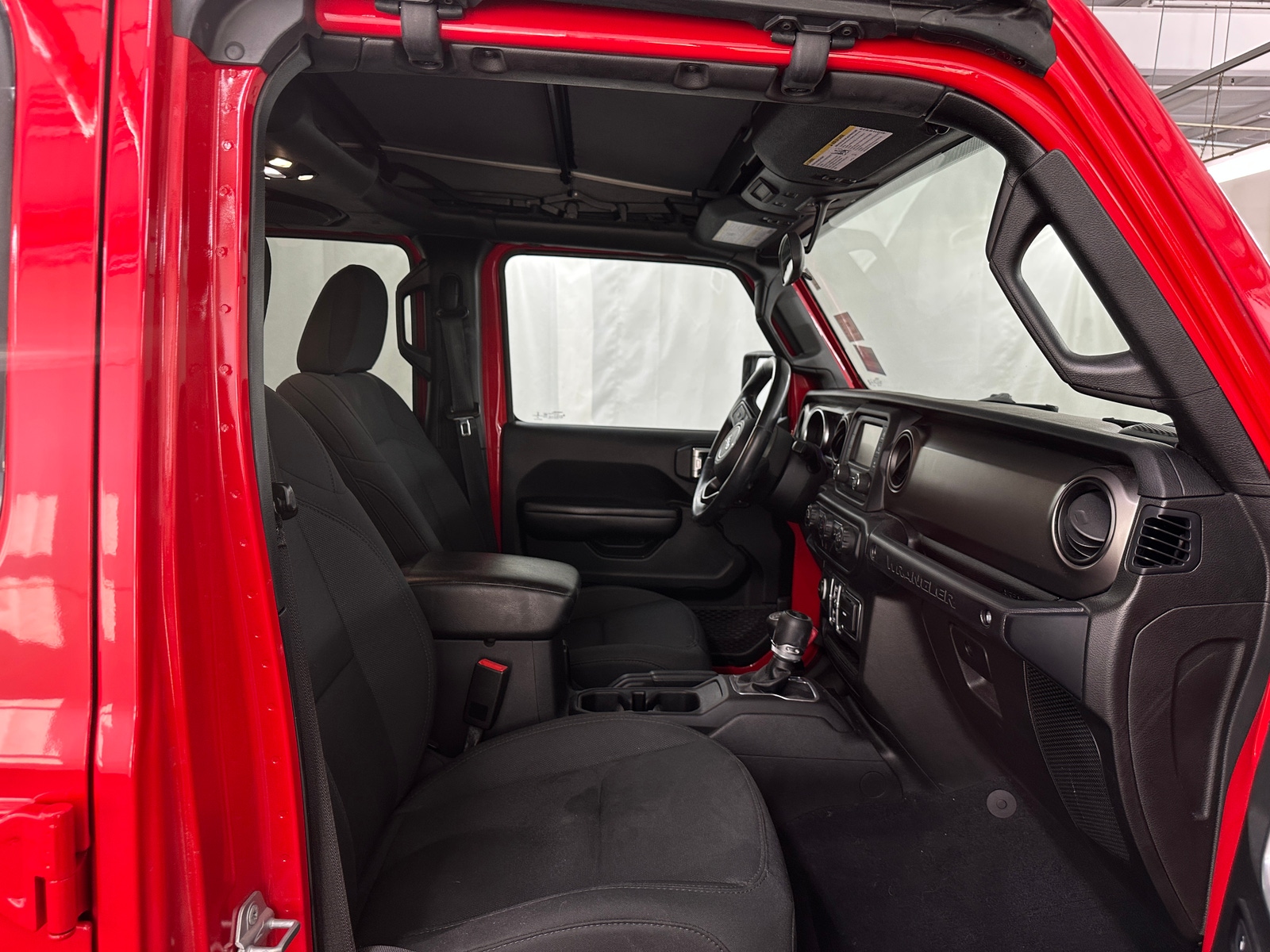 Thumbnail: 2019 Jeep Wrangler - 2