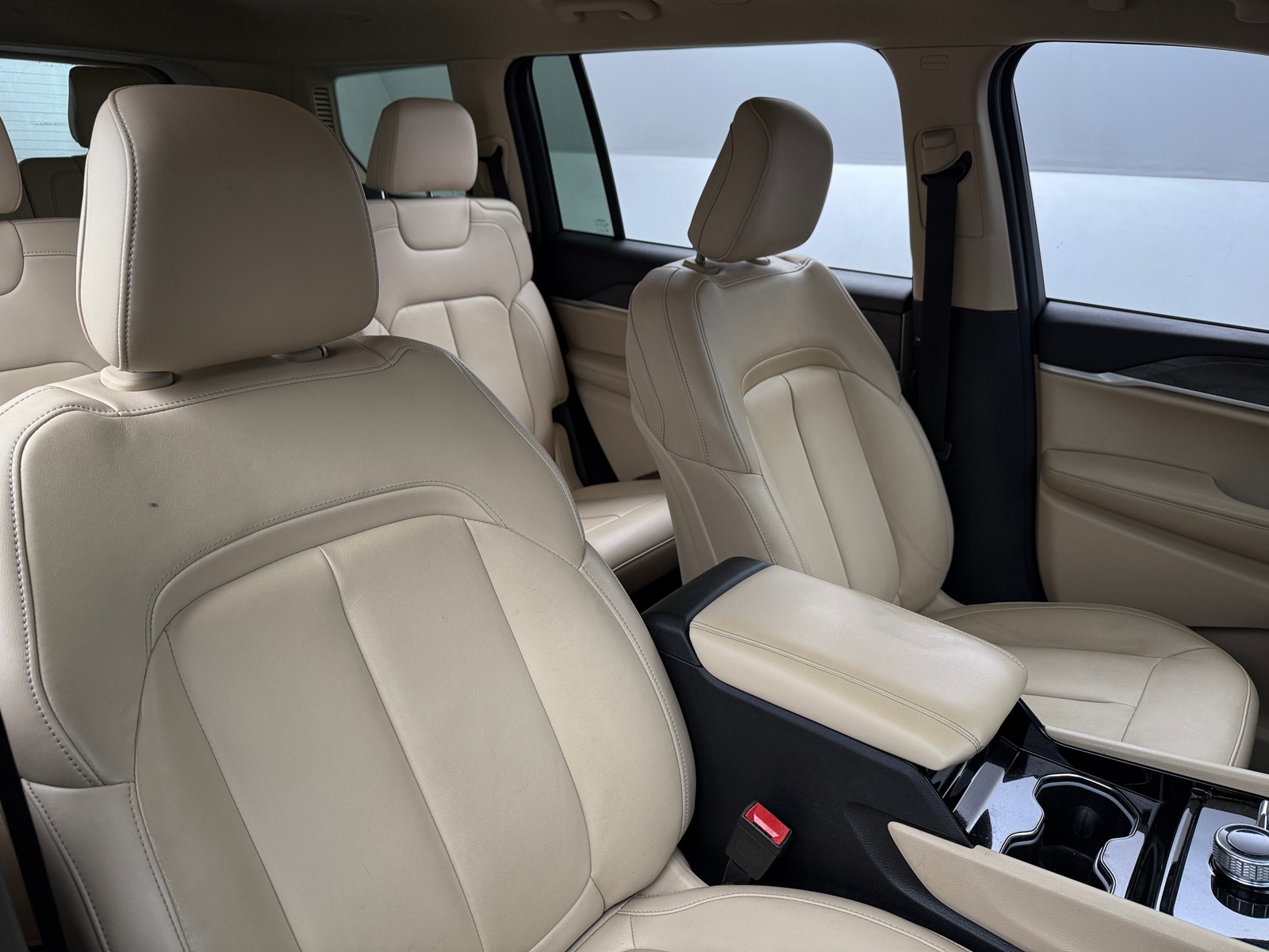 Thumbnail: 2022 Jeep Grand Cherokee L - 2