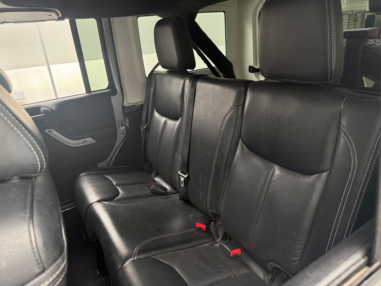 Thumbnail: 2016 Jeep Wrangler - 5