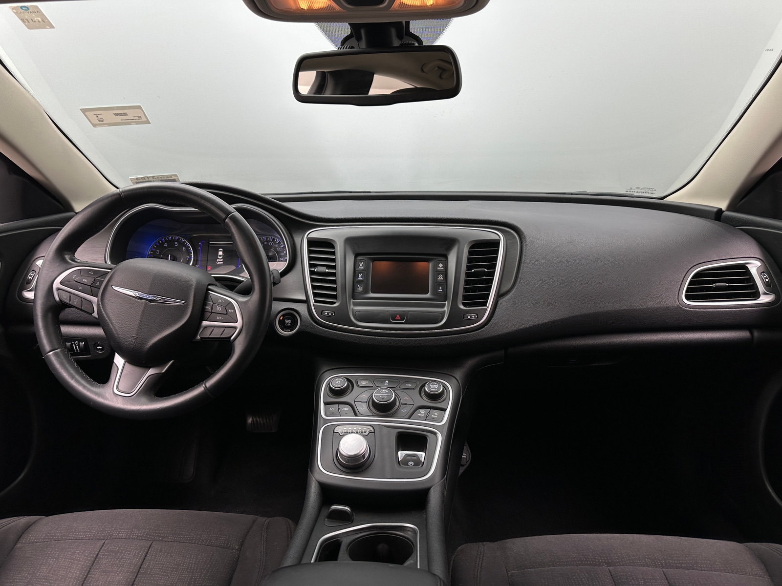 Thumbnail: 2015 Chrysler 200 - 3