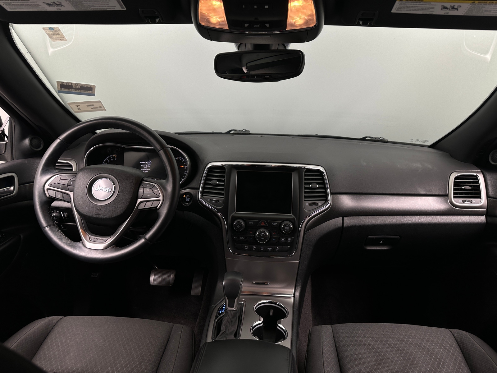 Thumbnail: 2018 Jeep Grand Cherokee - 3