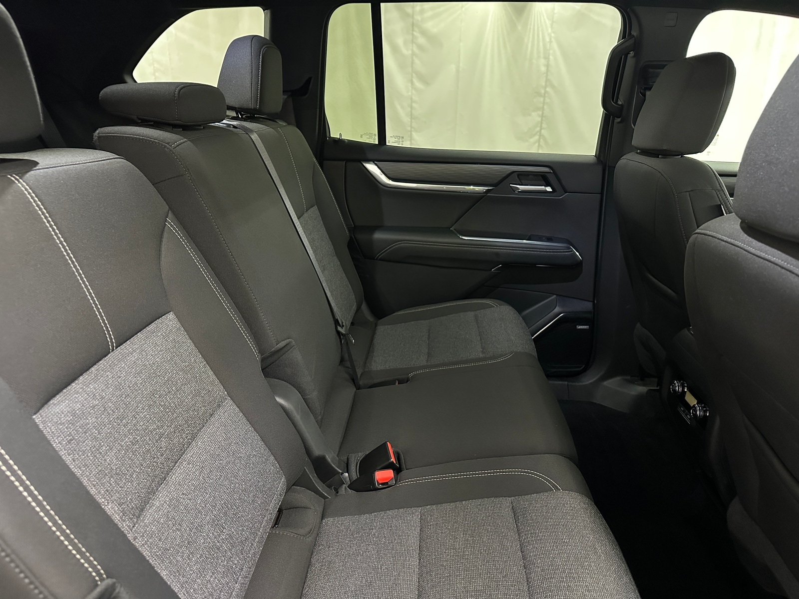 Thumbnail: 2025 GMC Acadia - 6