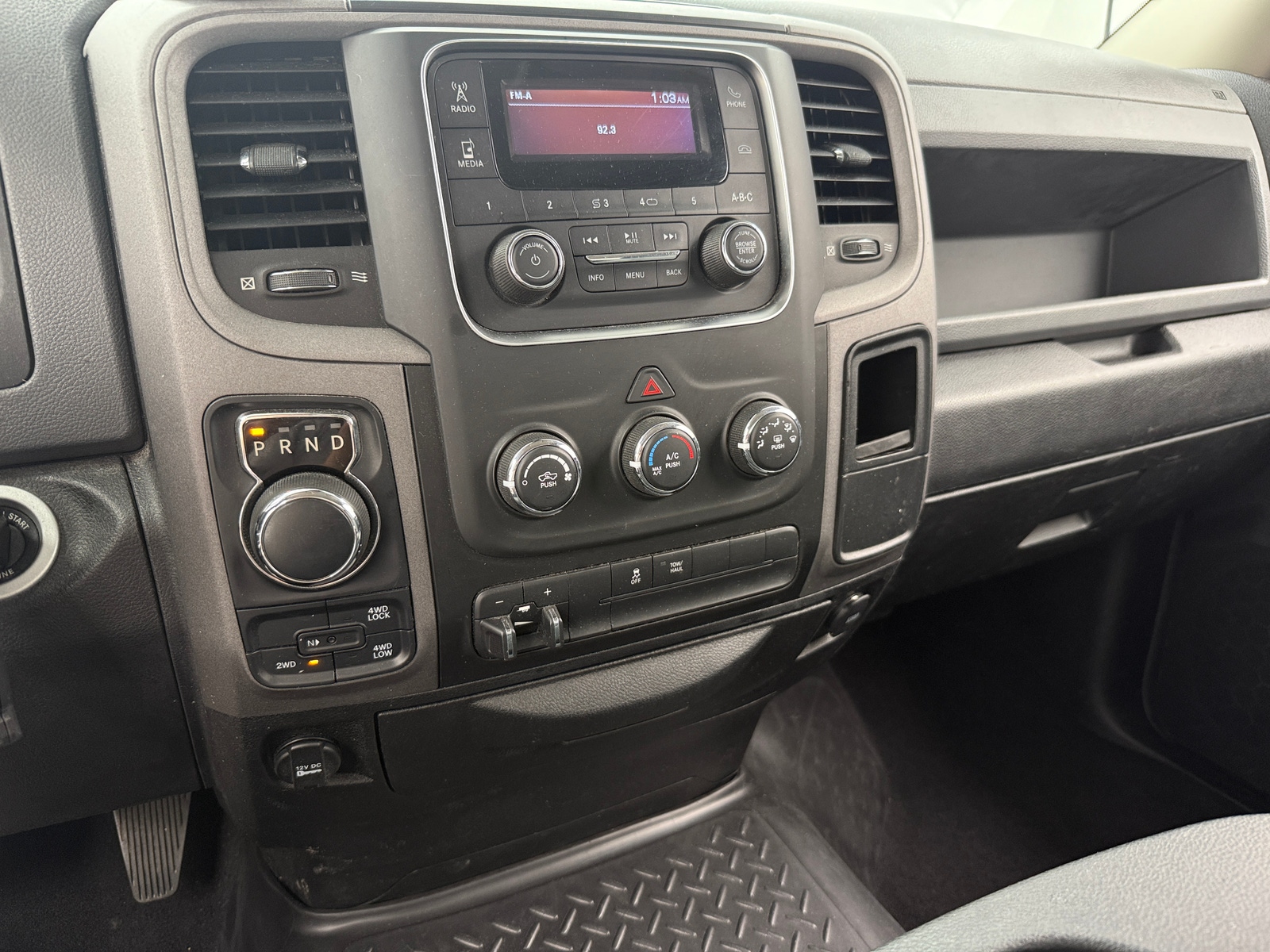 Thumbnail: 2019 RAM 1500 Classic - 4