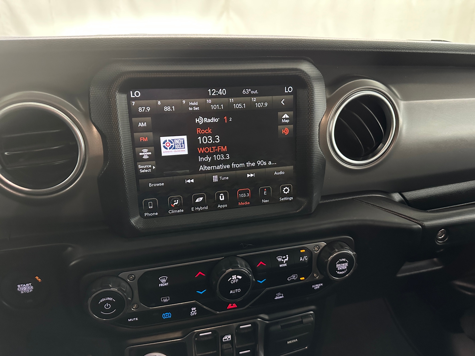 Thumbnail: 2023 Jeep Wrangler - 4