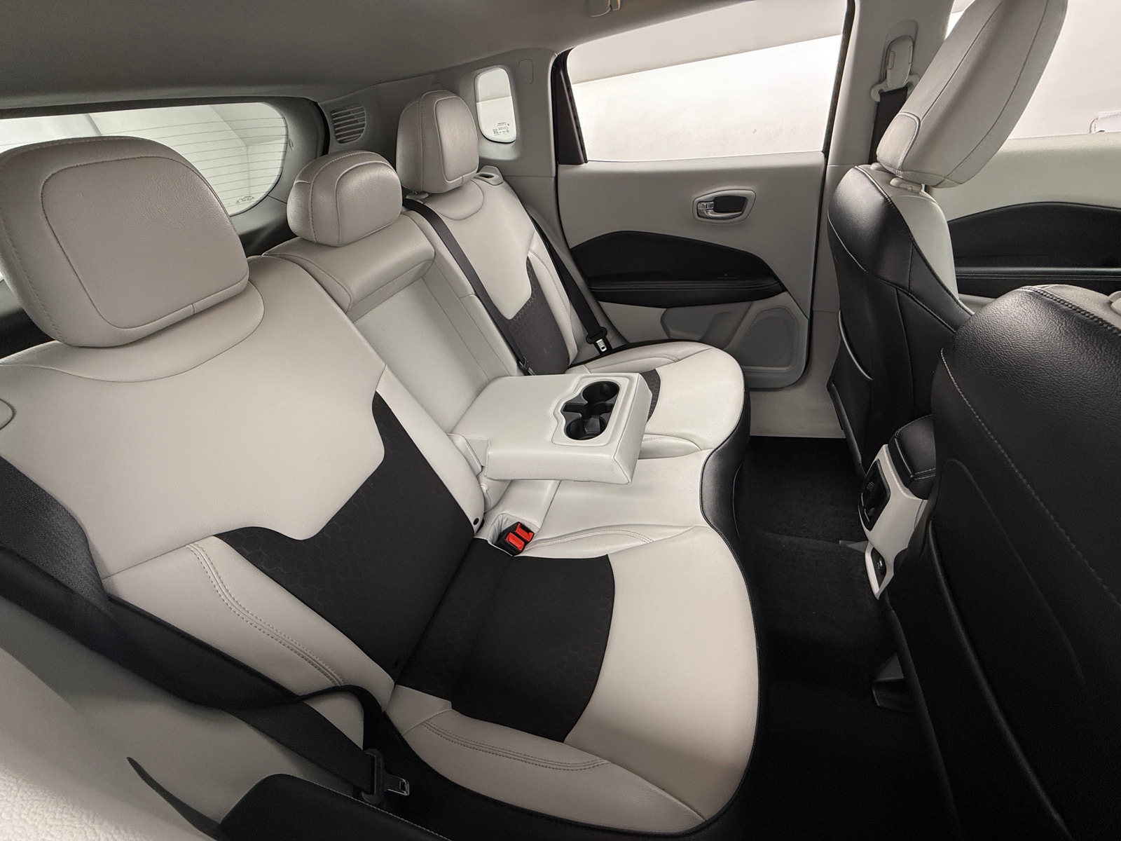 Thumbnail: 2020 Jeep Compass - 6