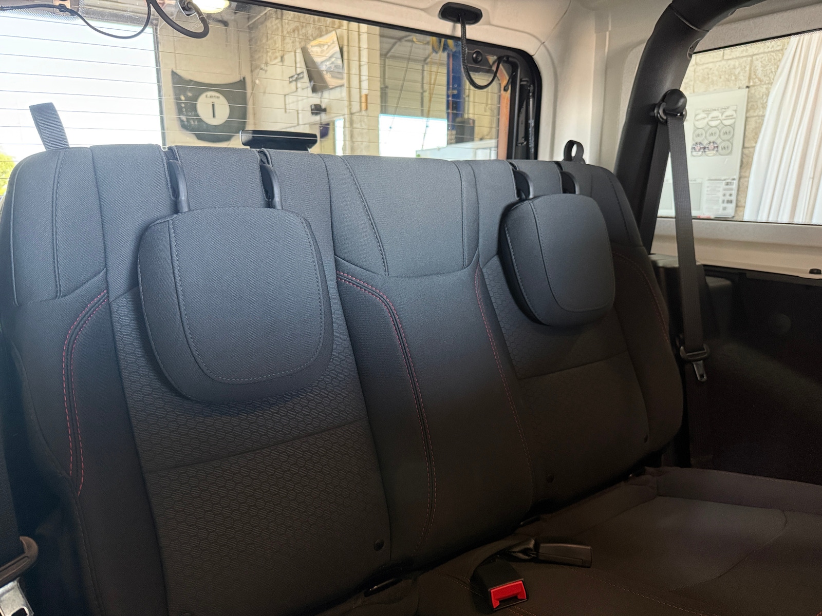 Thumbnail: 2021 Jeep Wrangler - 6