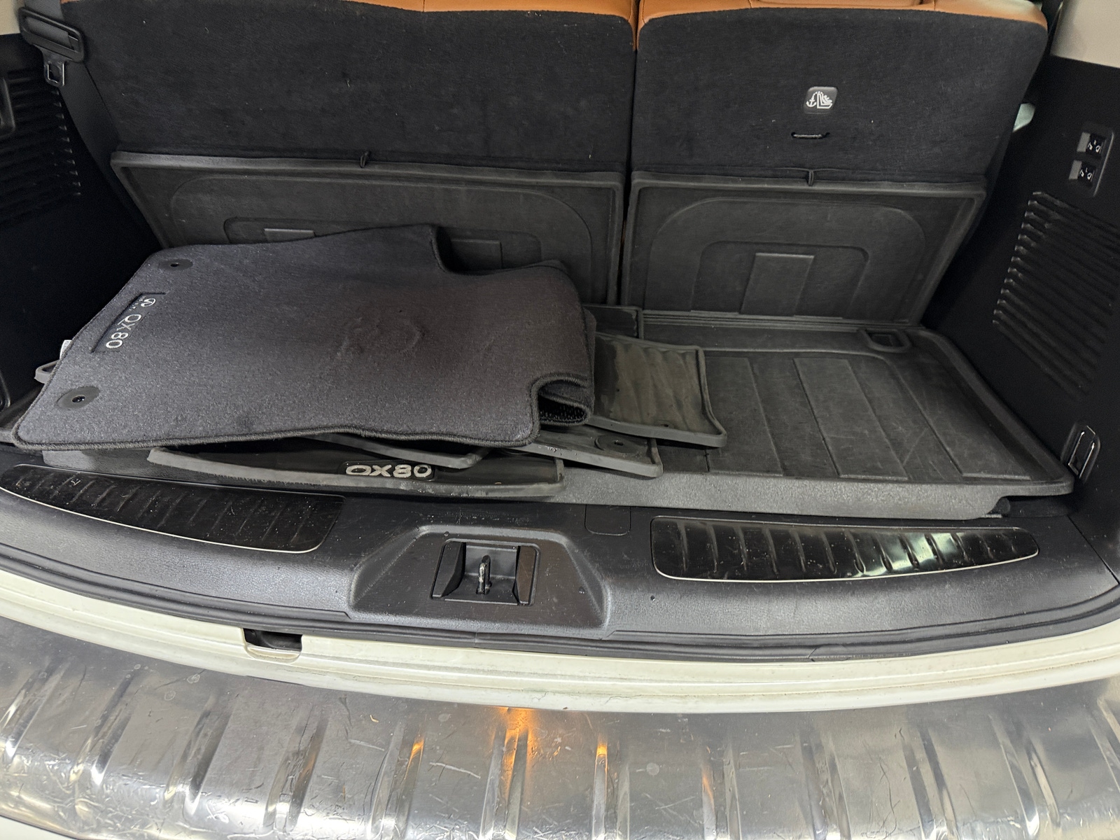 Thumbnail: 2019 INFINITI QX80 - 6