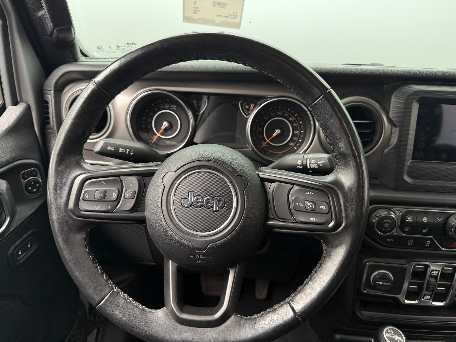 Thumbnail: 2022 Jeep Gladiator - 5