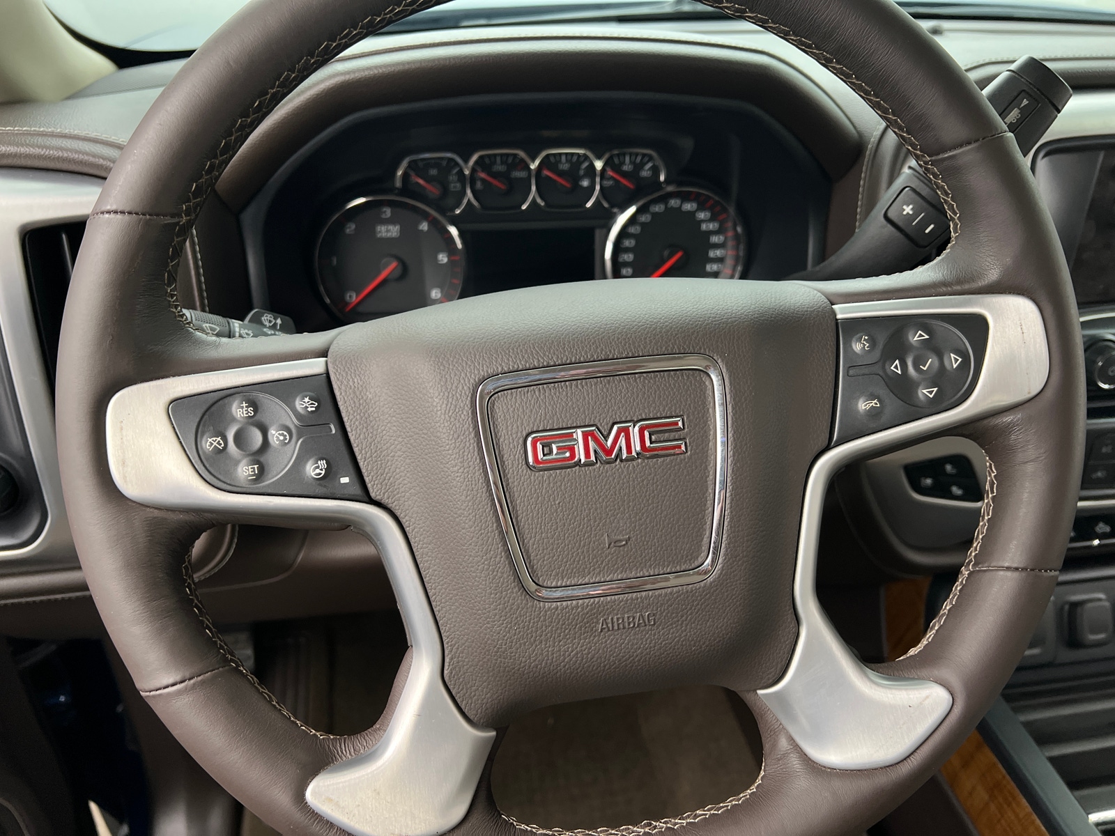 Thumbnail: 2016 GMC Sierra 1500 - 4