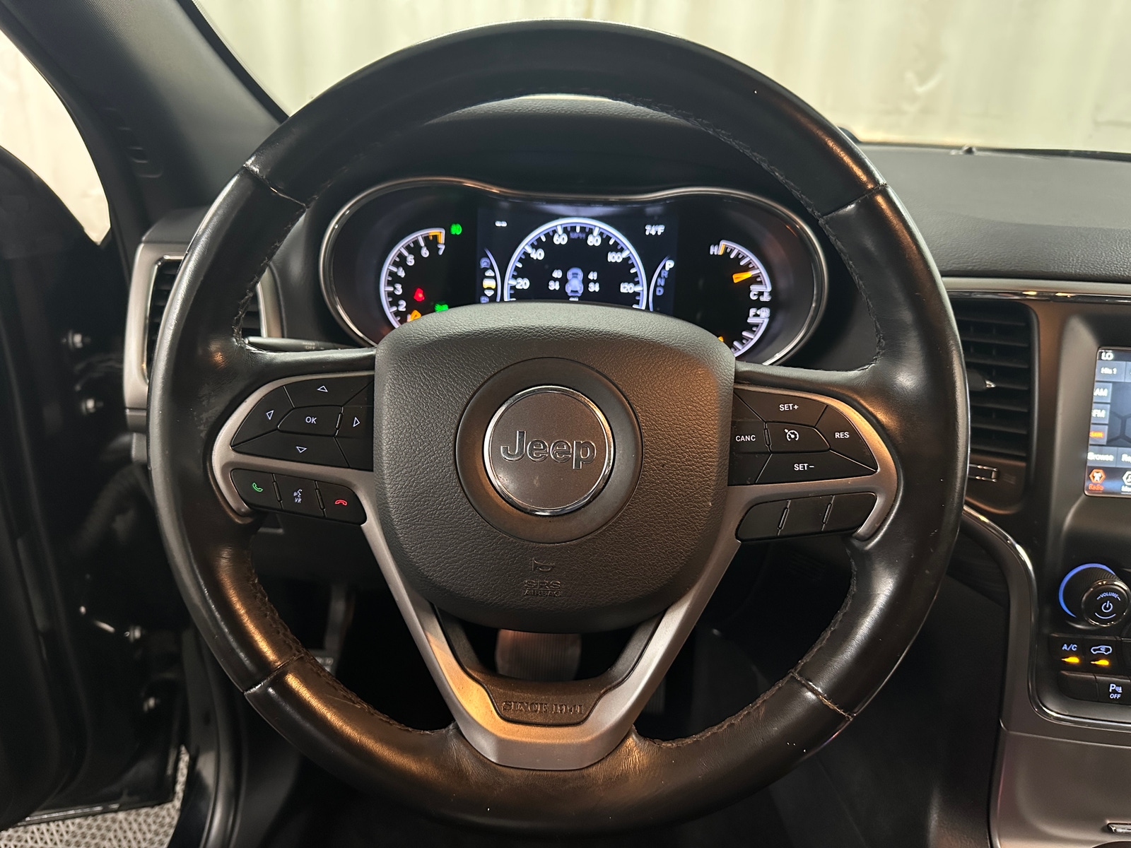 Thumbnail: 2019 Jeep Grand Cherokee - 5