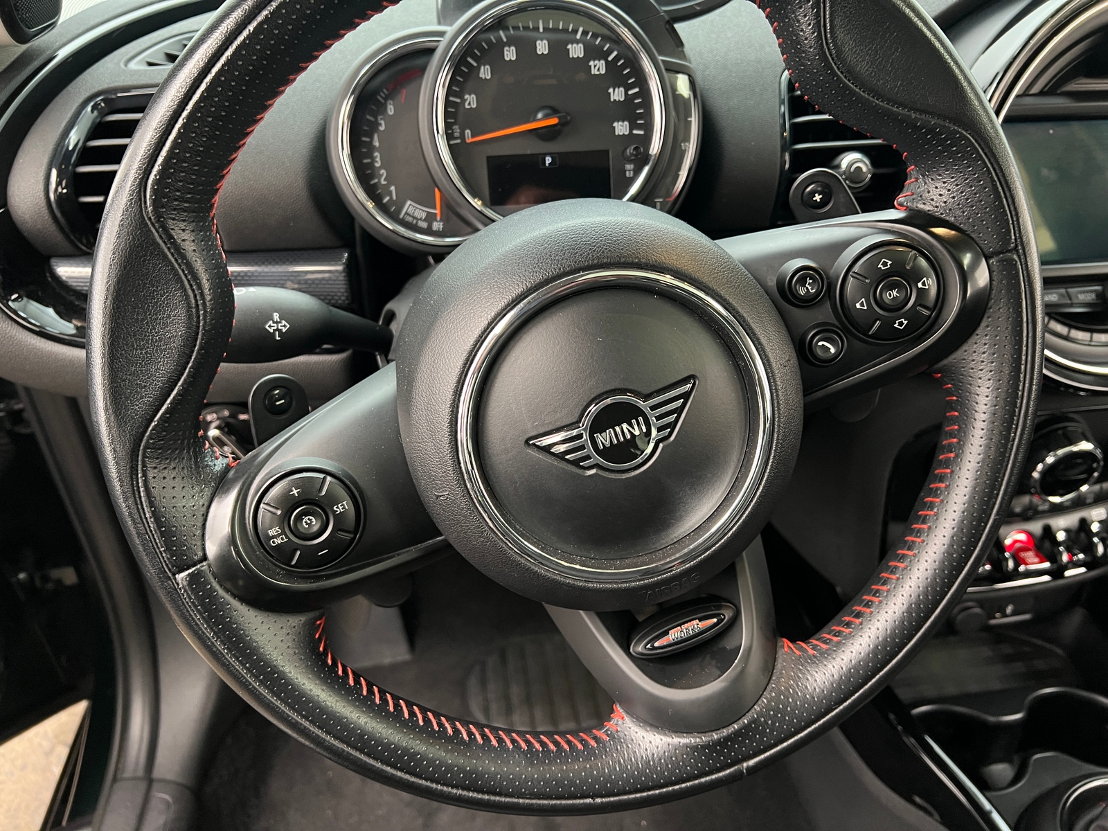 Thumbnail: 2019 MINI Cooper Clubman - 4
