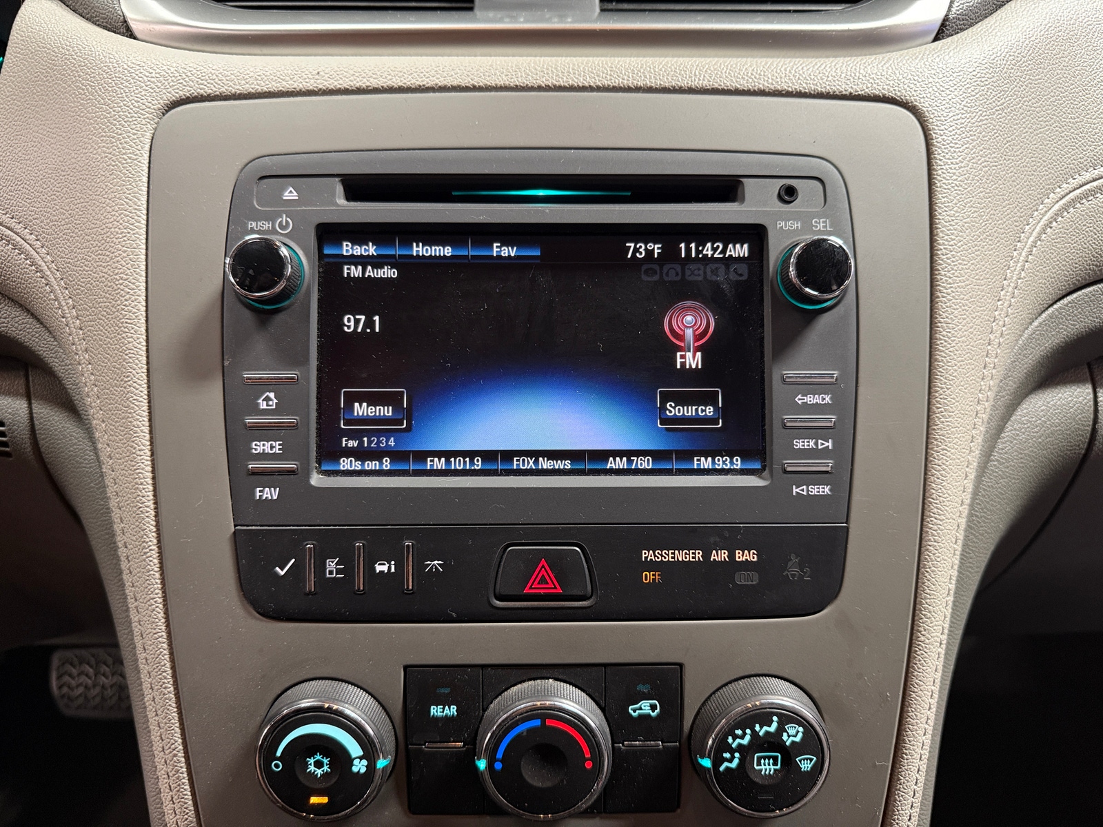 Thumbnail: 2017 Chevrolet Traverse - 4