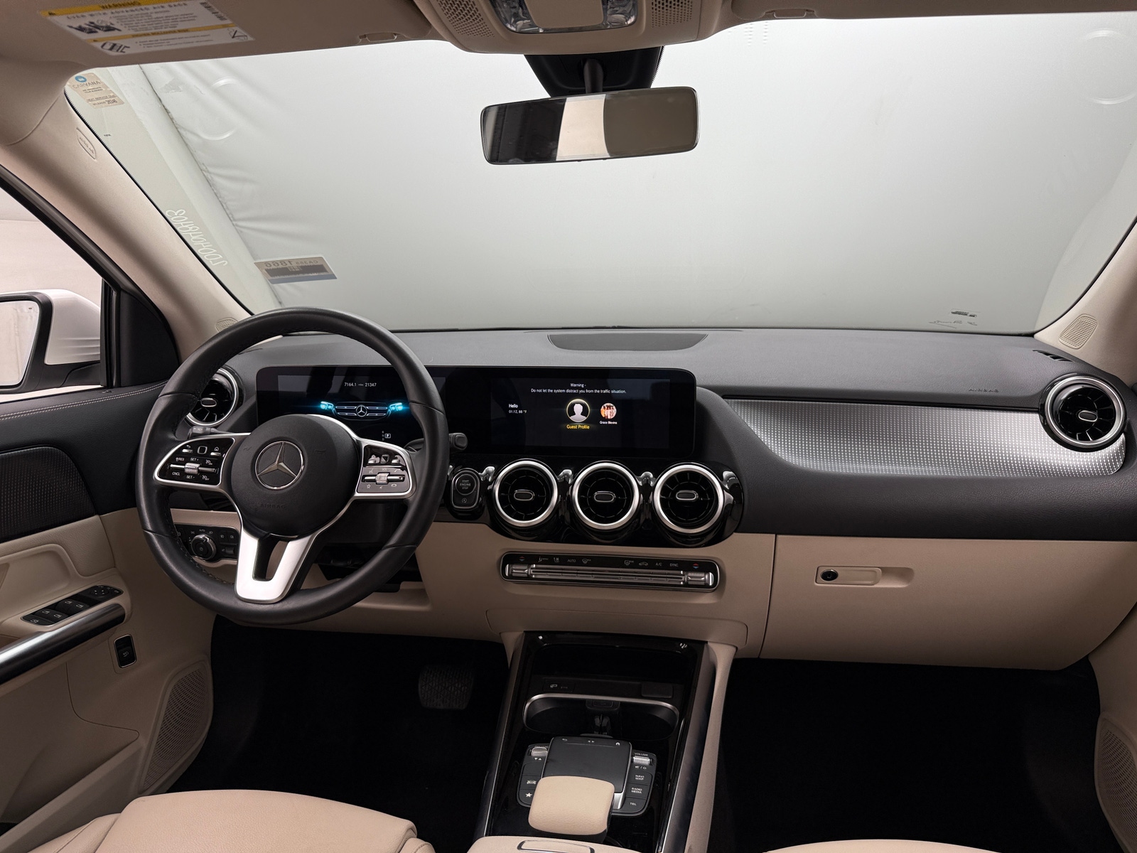 Thumbnail: 2022 Mercedes-Benz GLA - 2