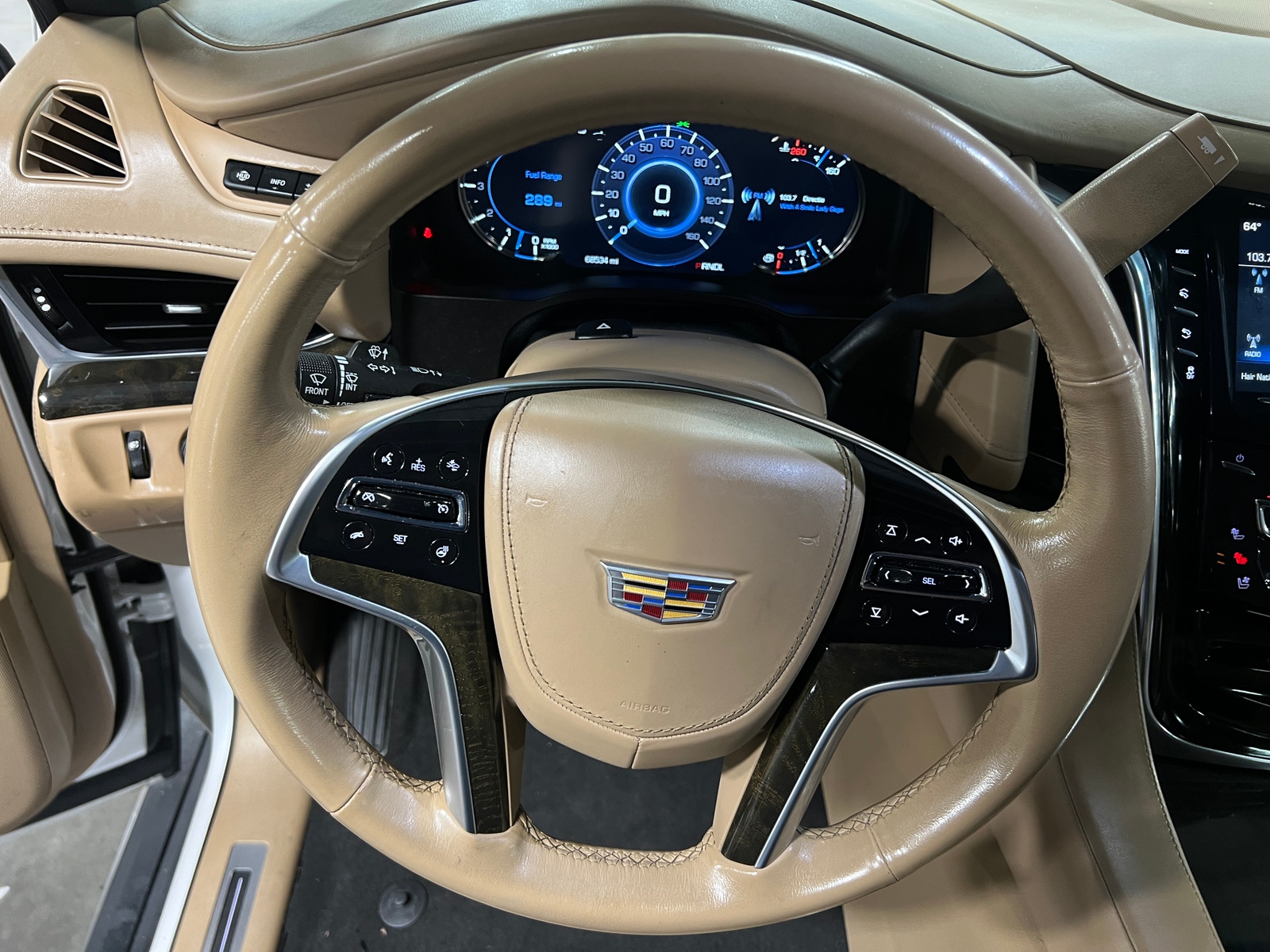Thumbnail: 2019 Cadillac Escalade - 4