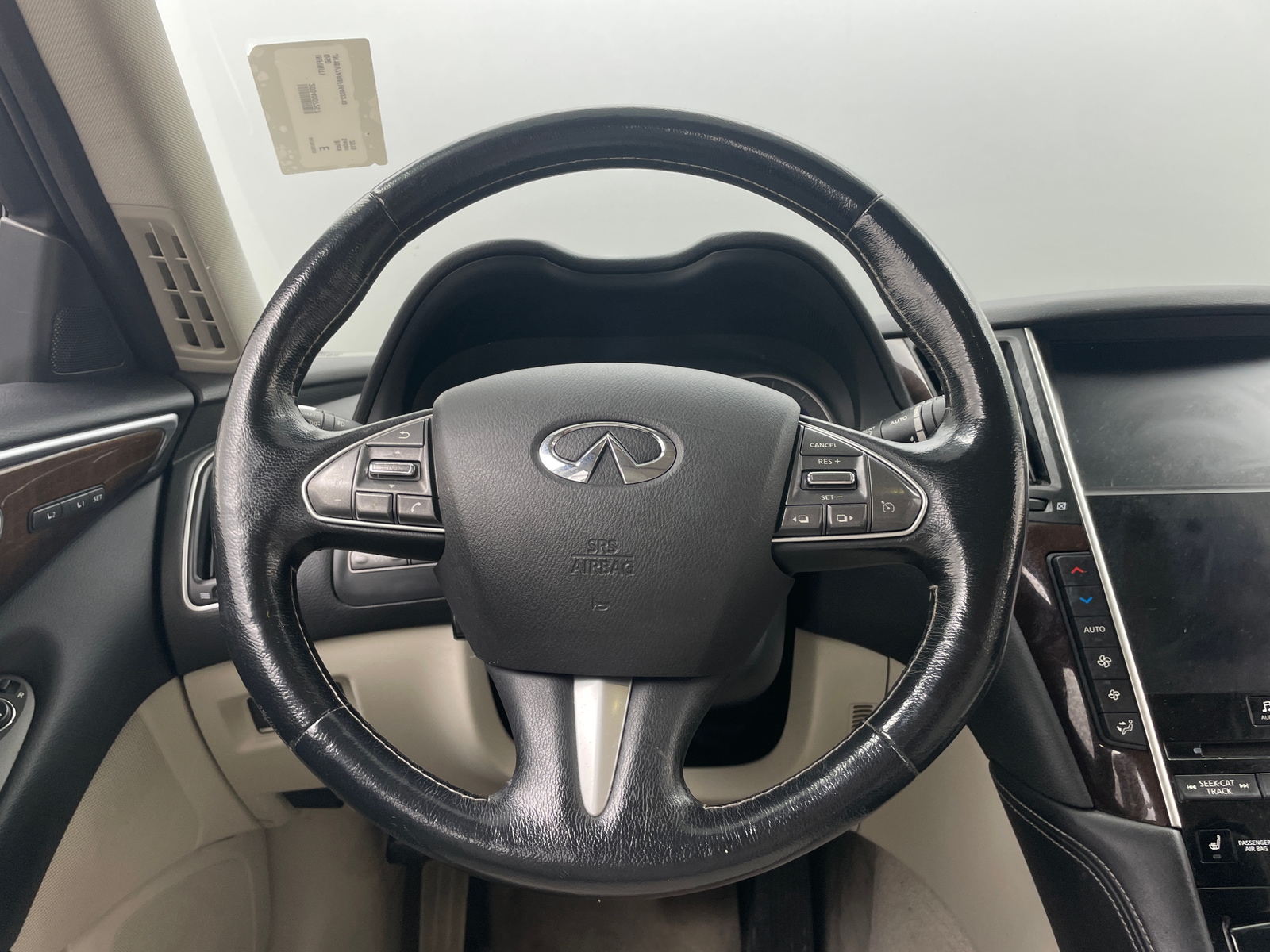 Thumbnail: 2015 INFINITI Q50 - 4