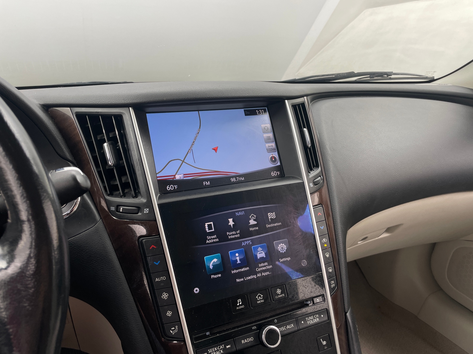 Thumbnail: 2015 INFINITI Q50 - 3