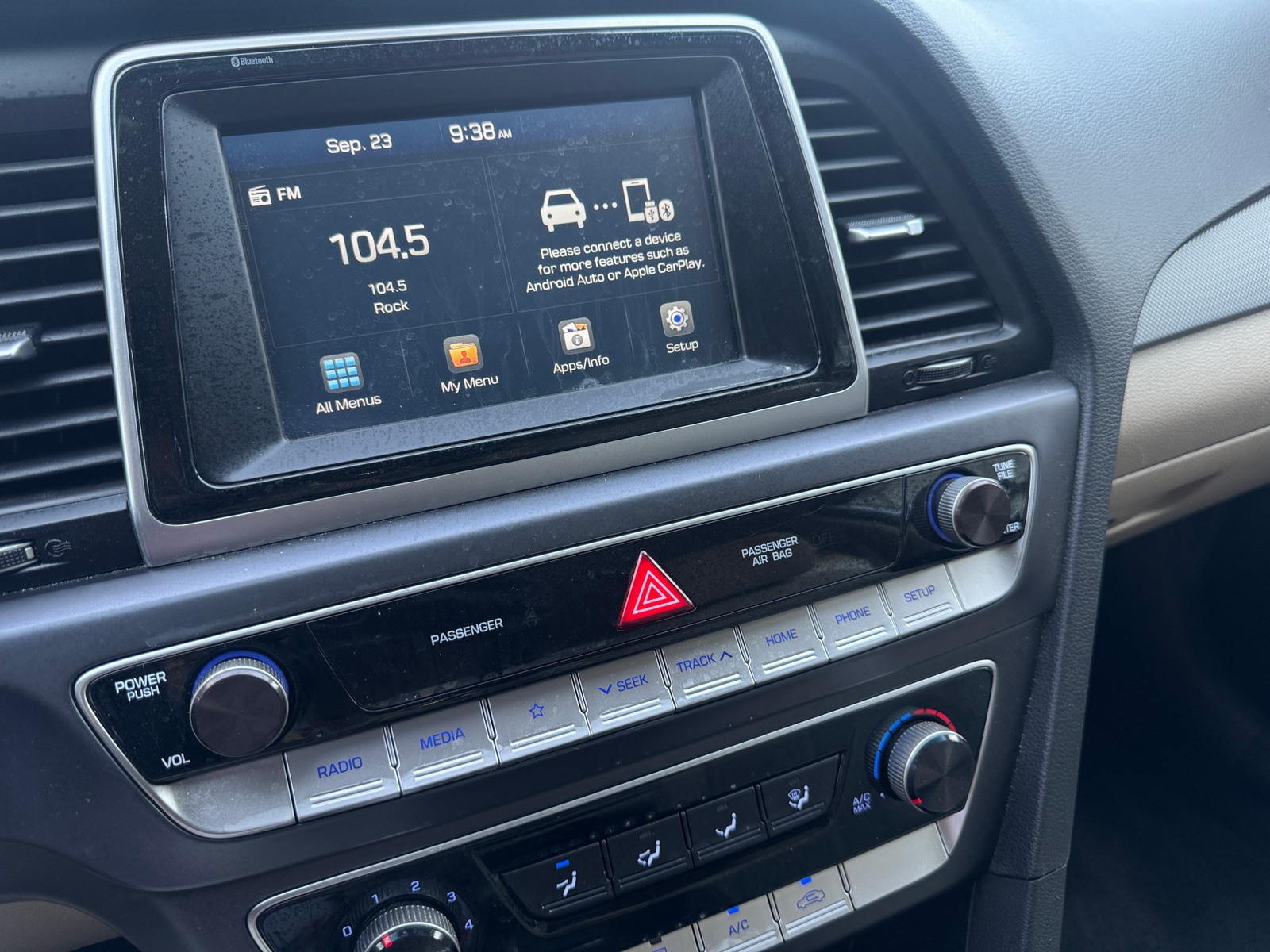 Thumbnail: 2019 Hyundai Sonata - 4