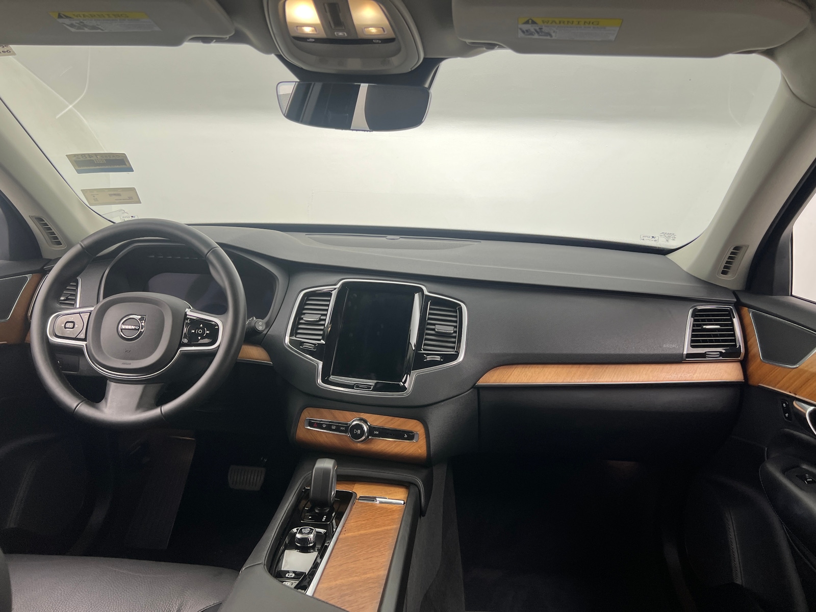 Thumbnail: 2025 Volvo XC90 - 2