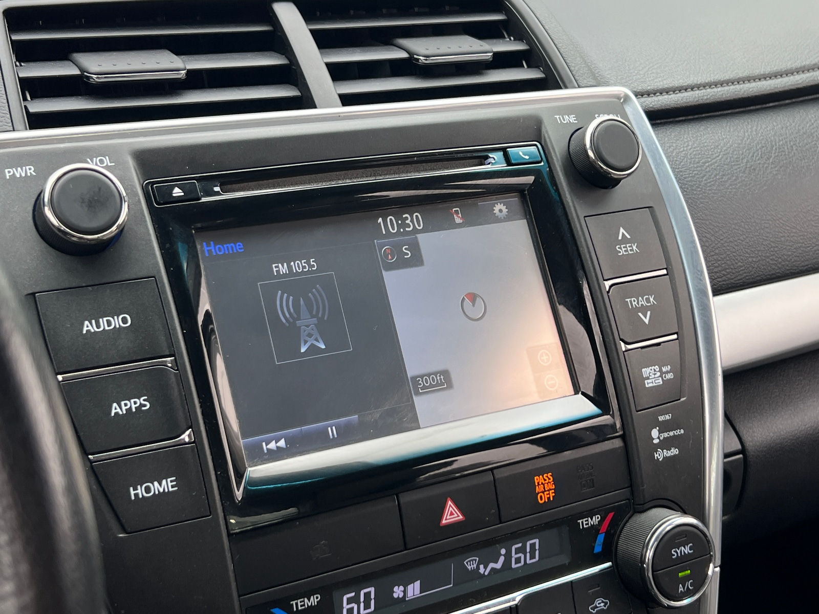 Thumbnail: 2015 Toyota Camry - 4