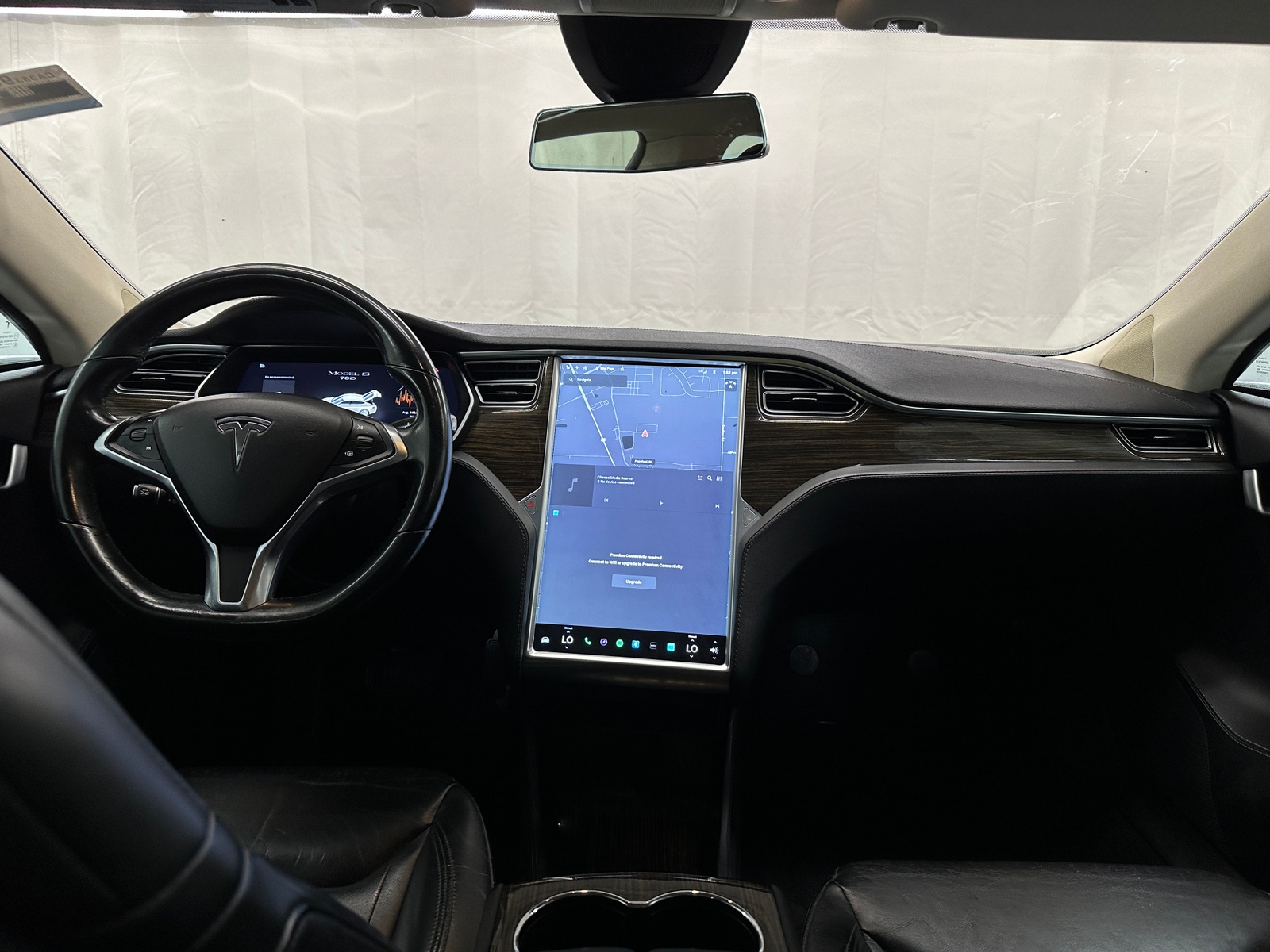 Thumbnail: 2015 Tesla Model S - 2