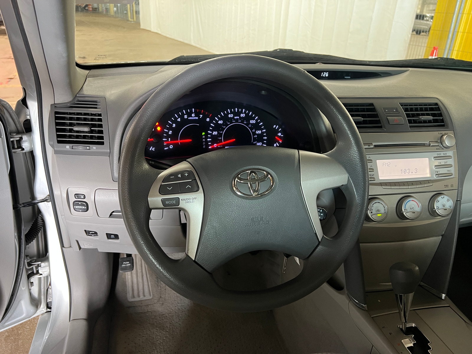Thumbnail: 2011 Toyota Camry - 4
