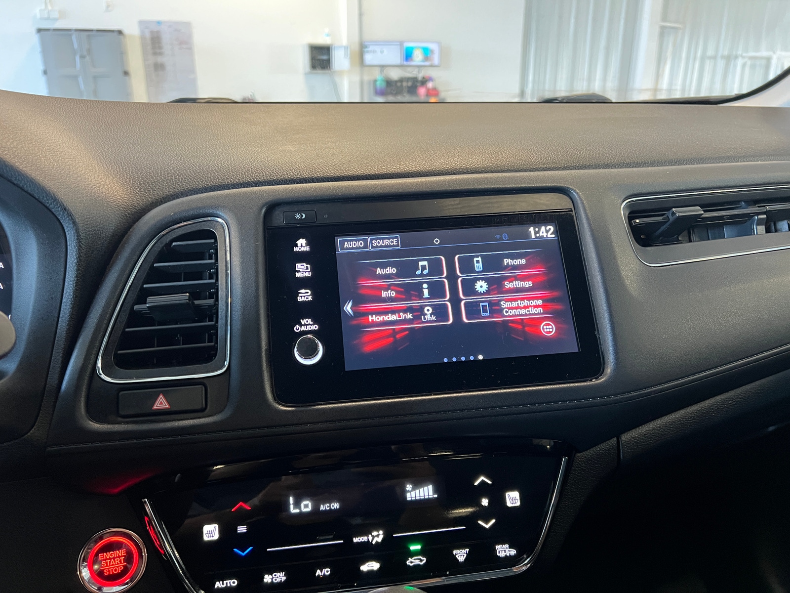 Thumbnail: 2019 Honda HR-V - 4