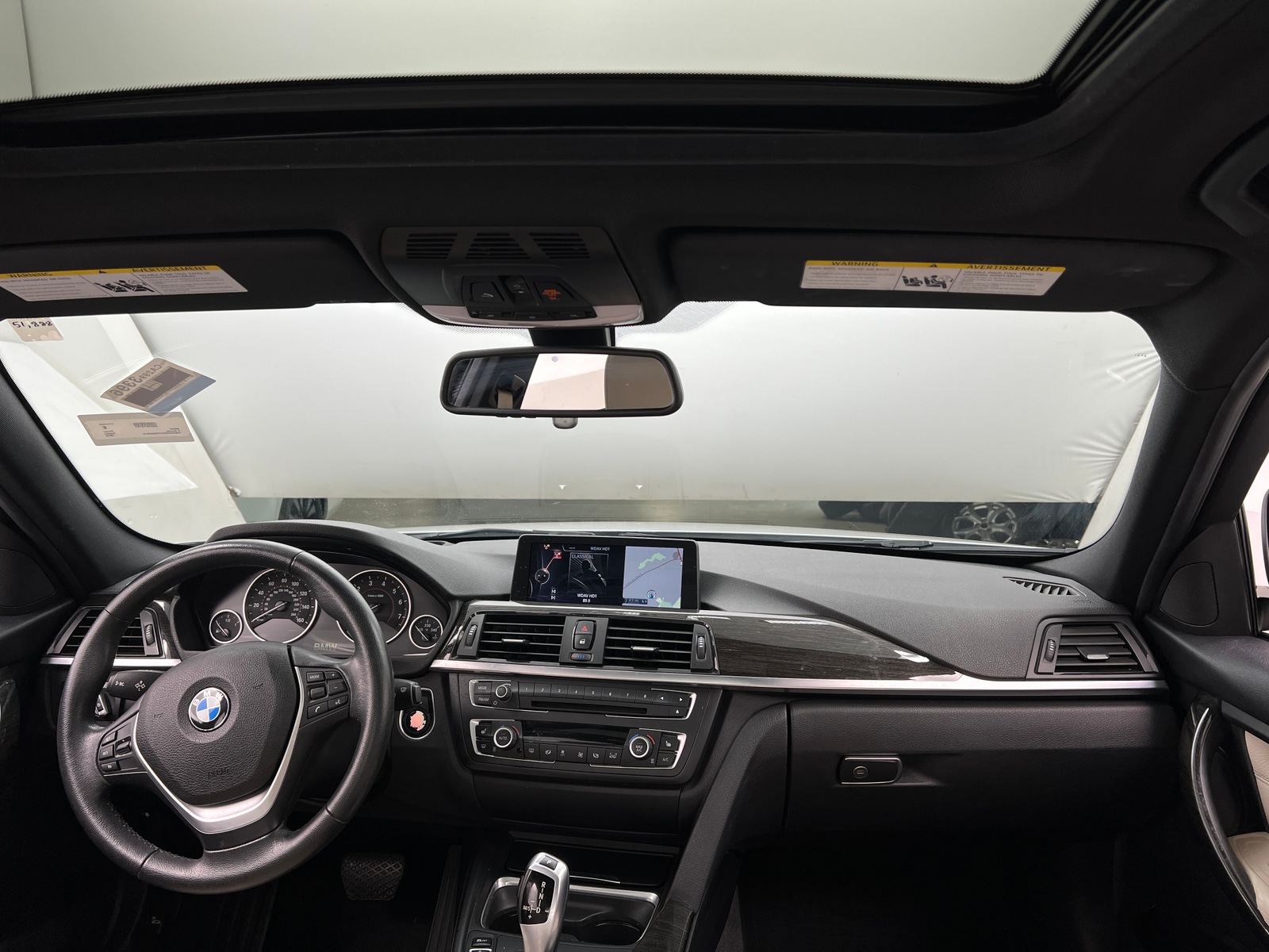Thumbnail: 2015 BMW 3 Series - 2