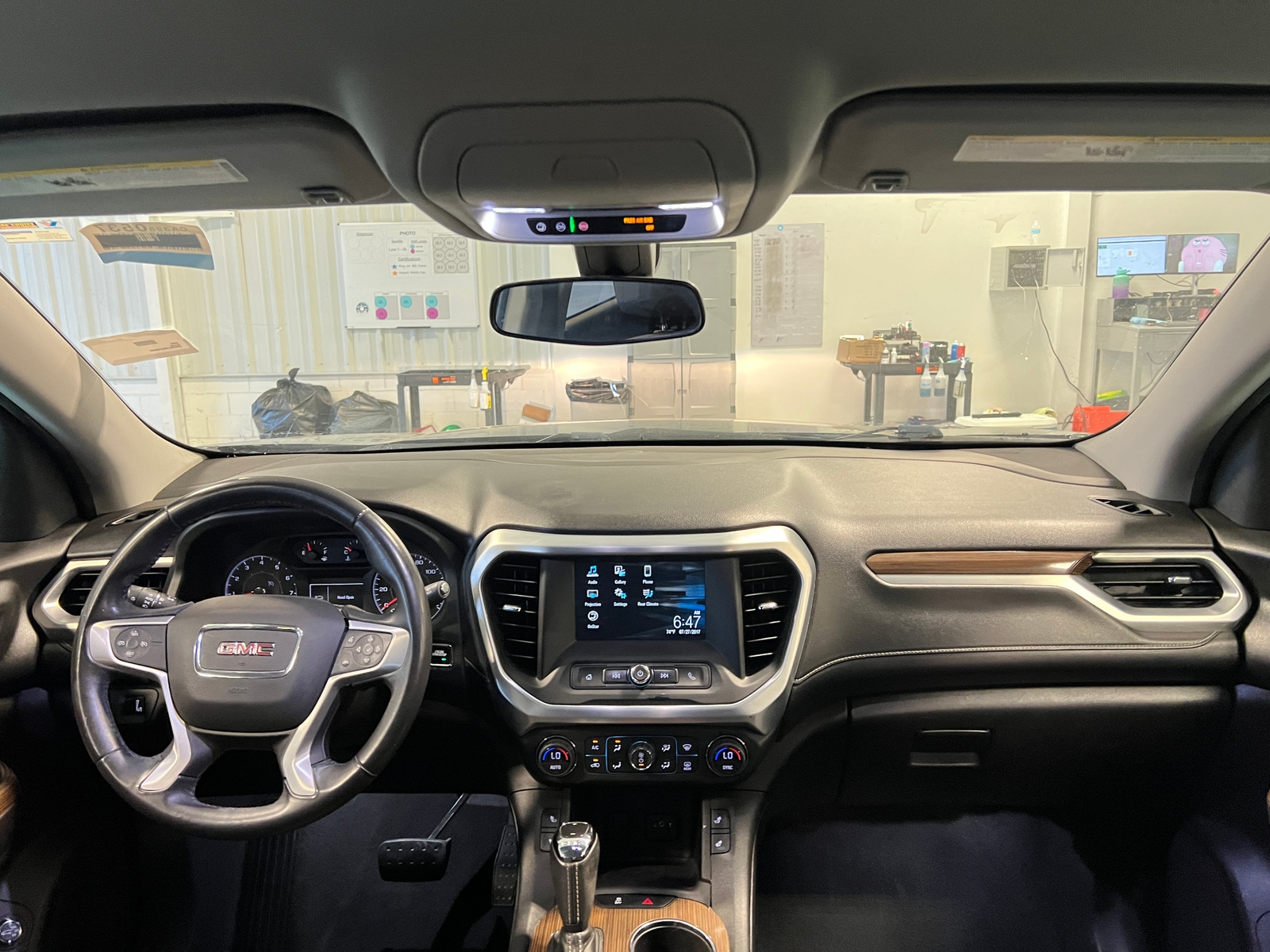 Thumbnail: 2018 GMC Acadia - 3