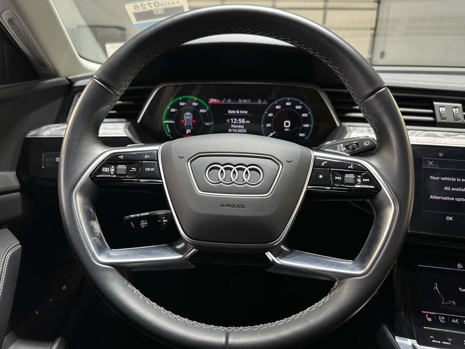 Thumbnail: 2024 Audi Q8 e-tron - 4