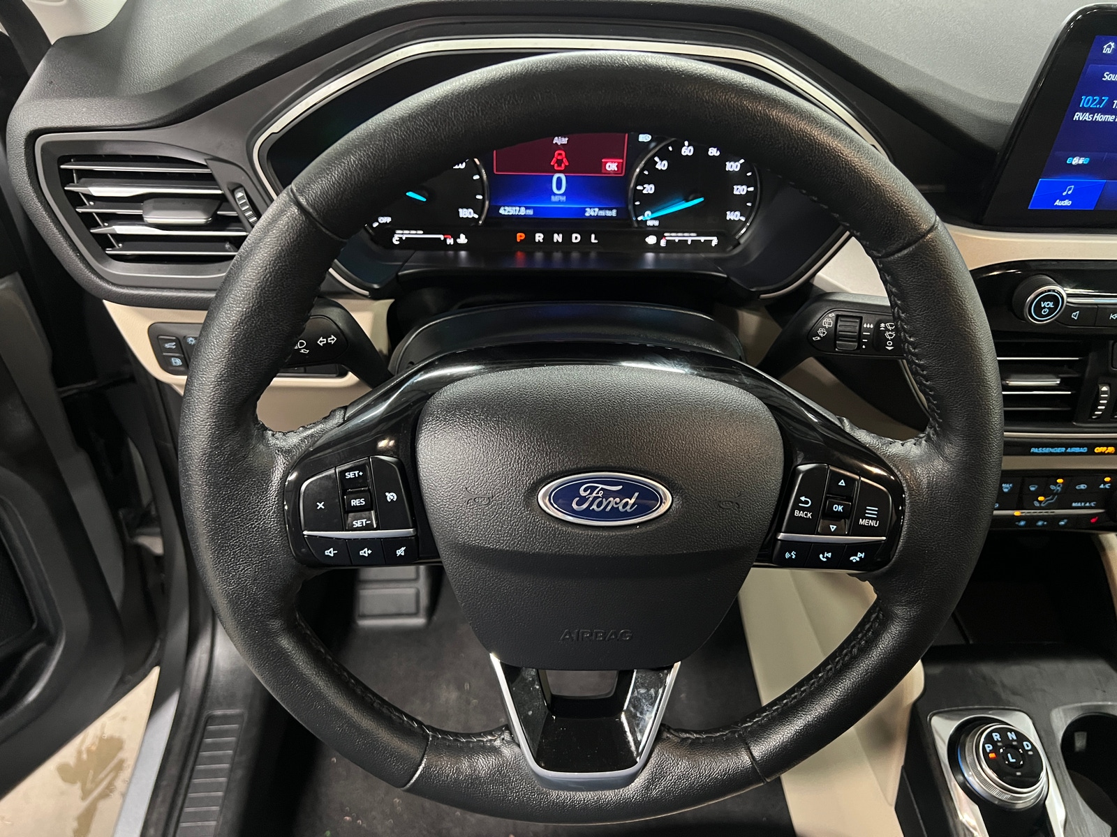 Thumbnail: 2021 Ford Escape - 4